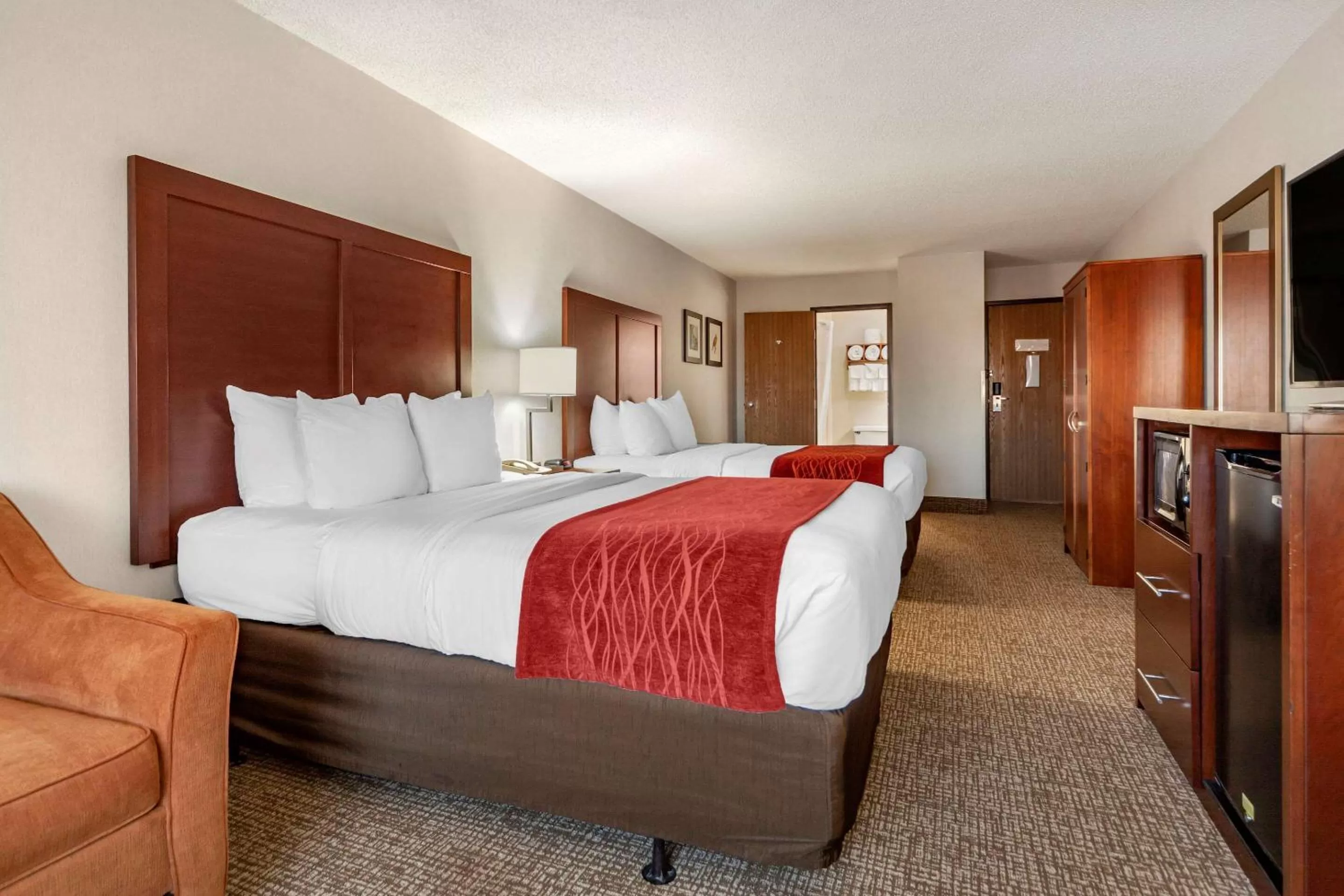 Photo of the whole room, Bed in Comfort Inn Grand Island North