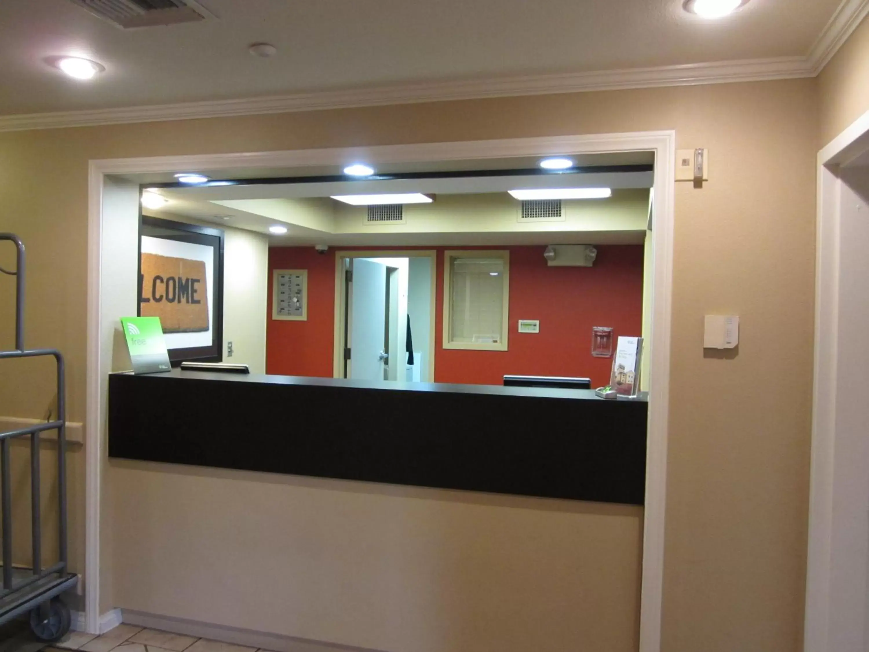 Lobby or reception, Lobby/Reception in Extended Stay America Suites - Los Angeles - Monrovia