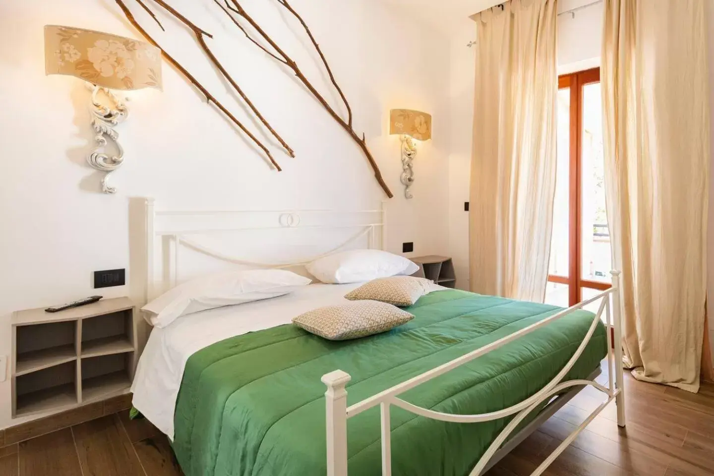 Bed in Villa Picarielli