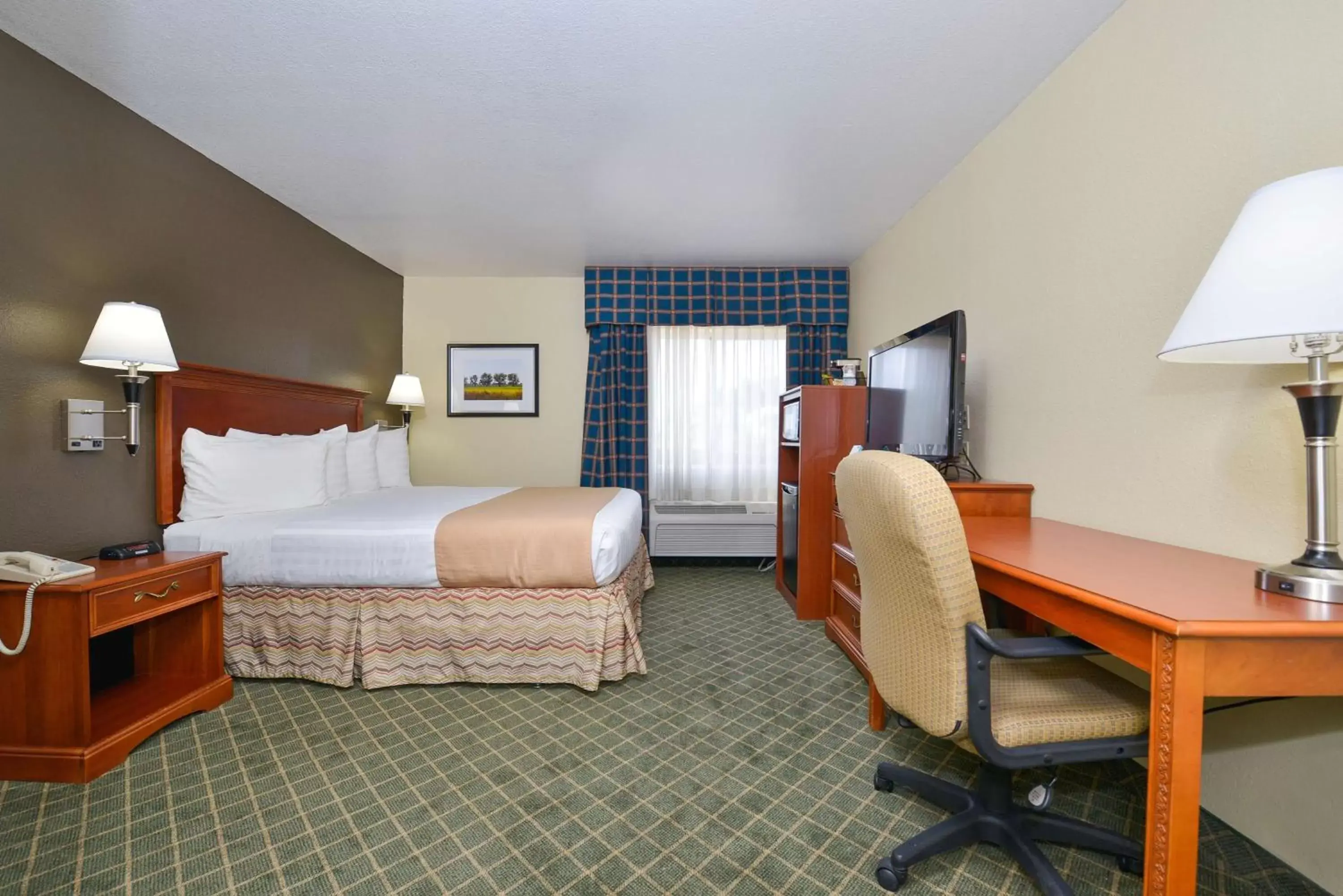 Photo of the whole room in Best Western Canon City