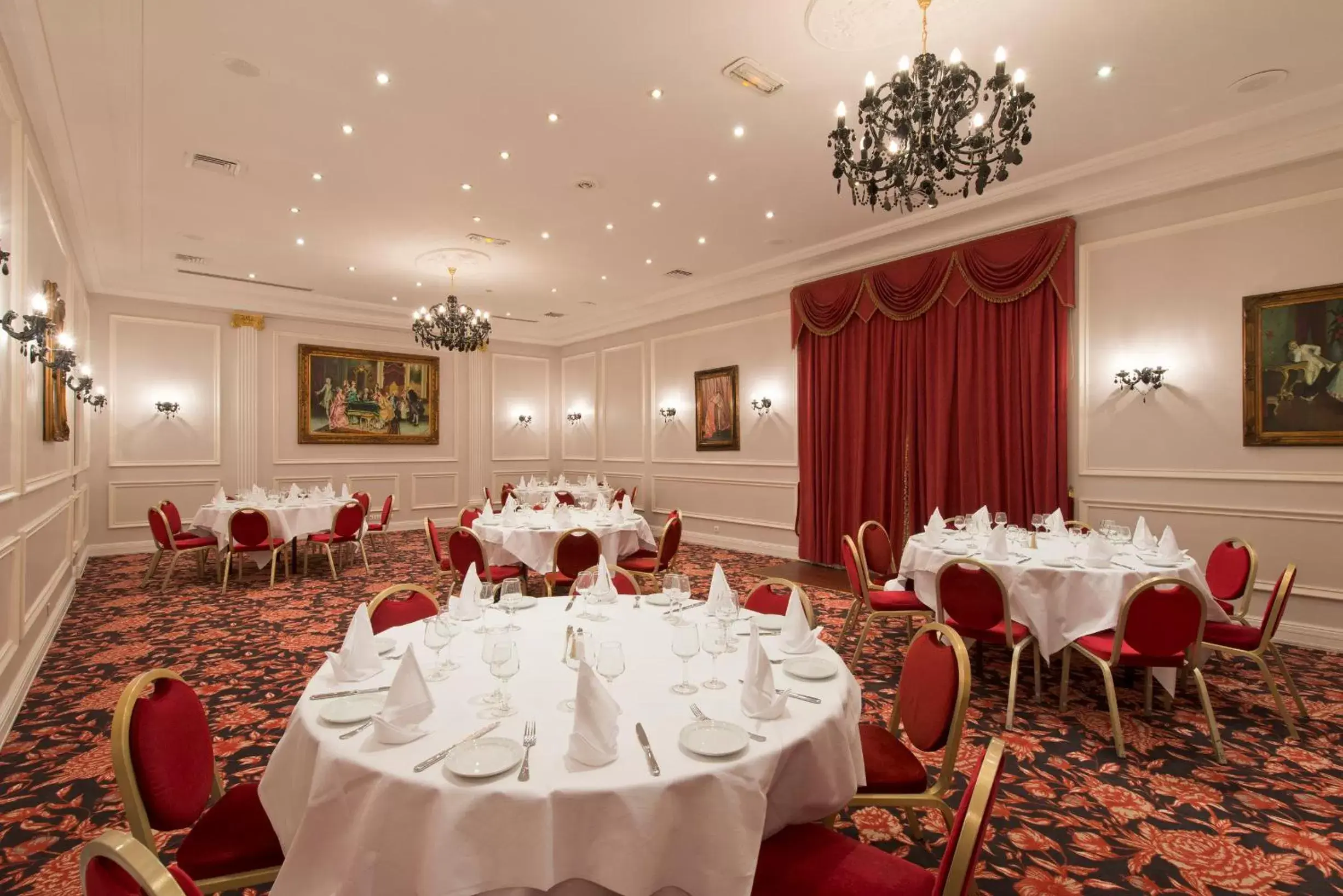 Banquet/Function facilities, Banquet Facilities in Hôtel West End Promenade