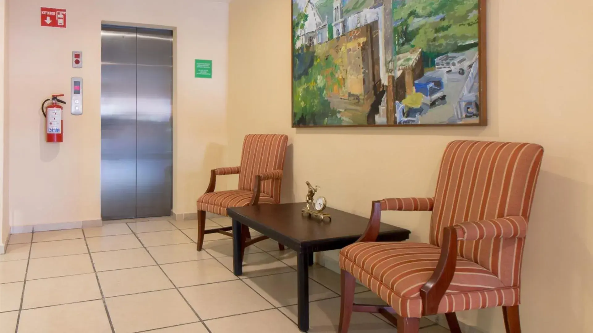 Lobby or reception, Seating Area in CHN Hotel Monterrey Santa Fe