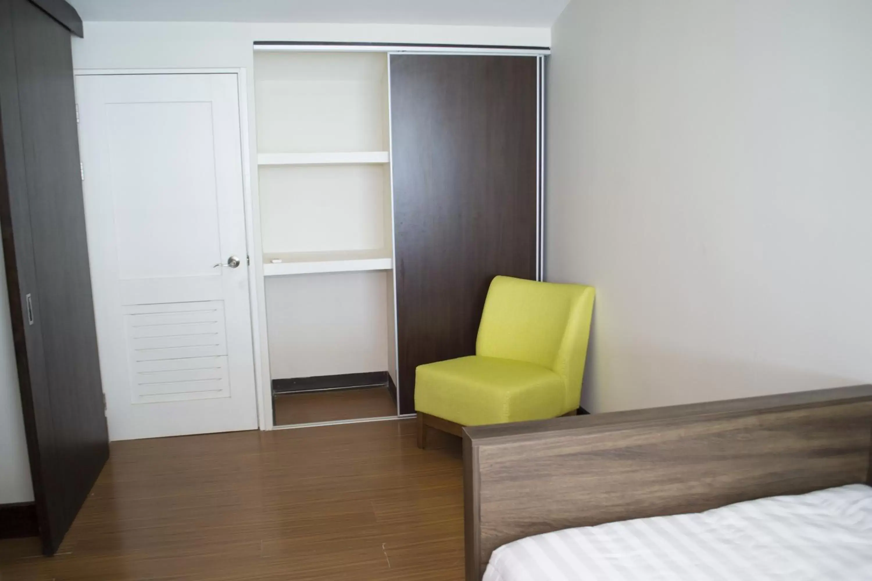 Bedroom, Seating Area in Puerto Azul Resort & Club Nautico
