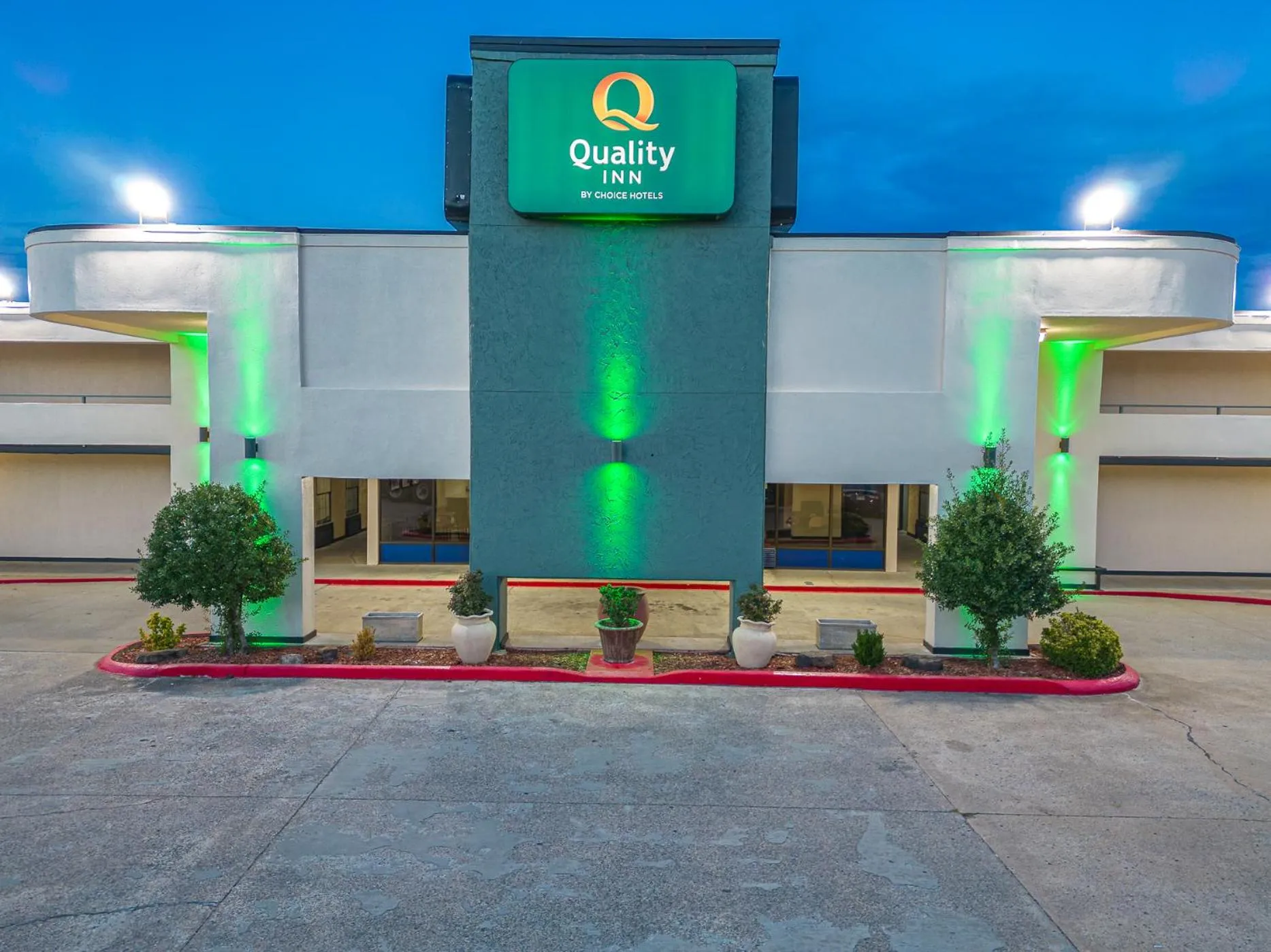 Property building in Quality Inn