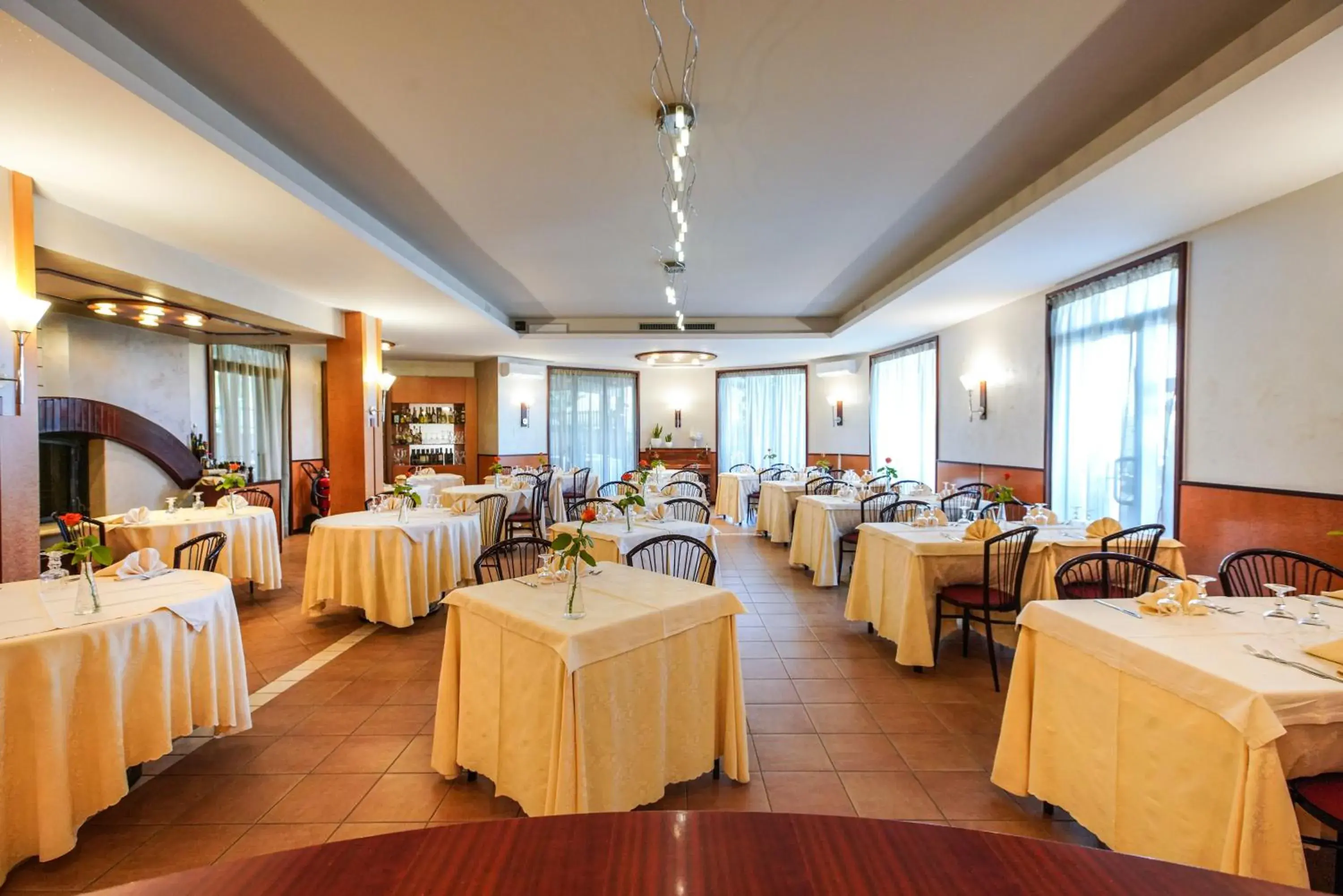 Restaurant/Places to Eat in Hotel Murgia