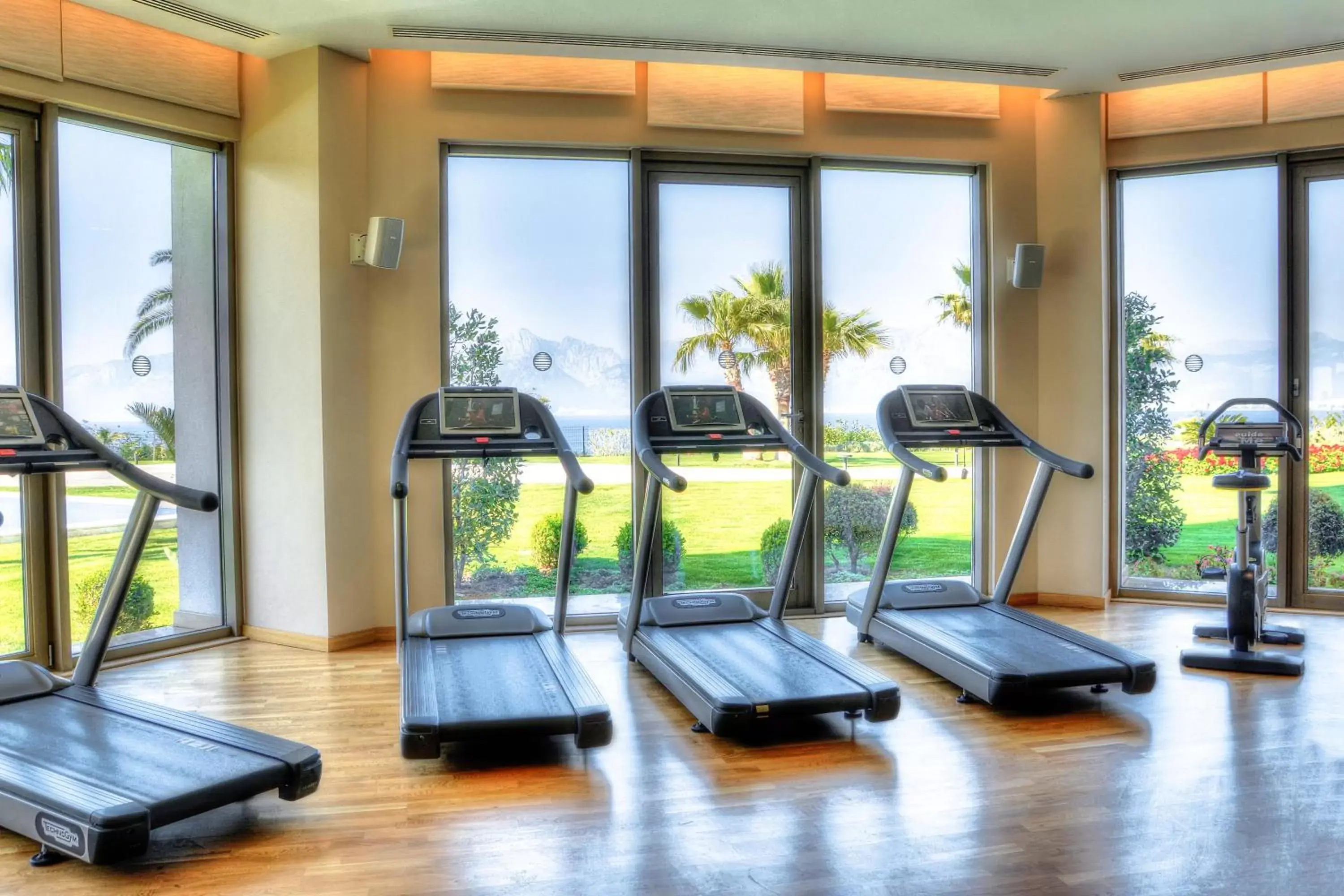 Activities, Fitness Center/Facilities in Akra Hotel