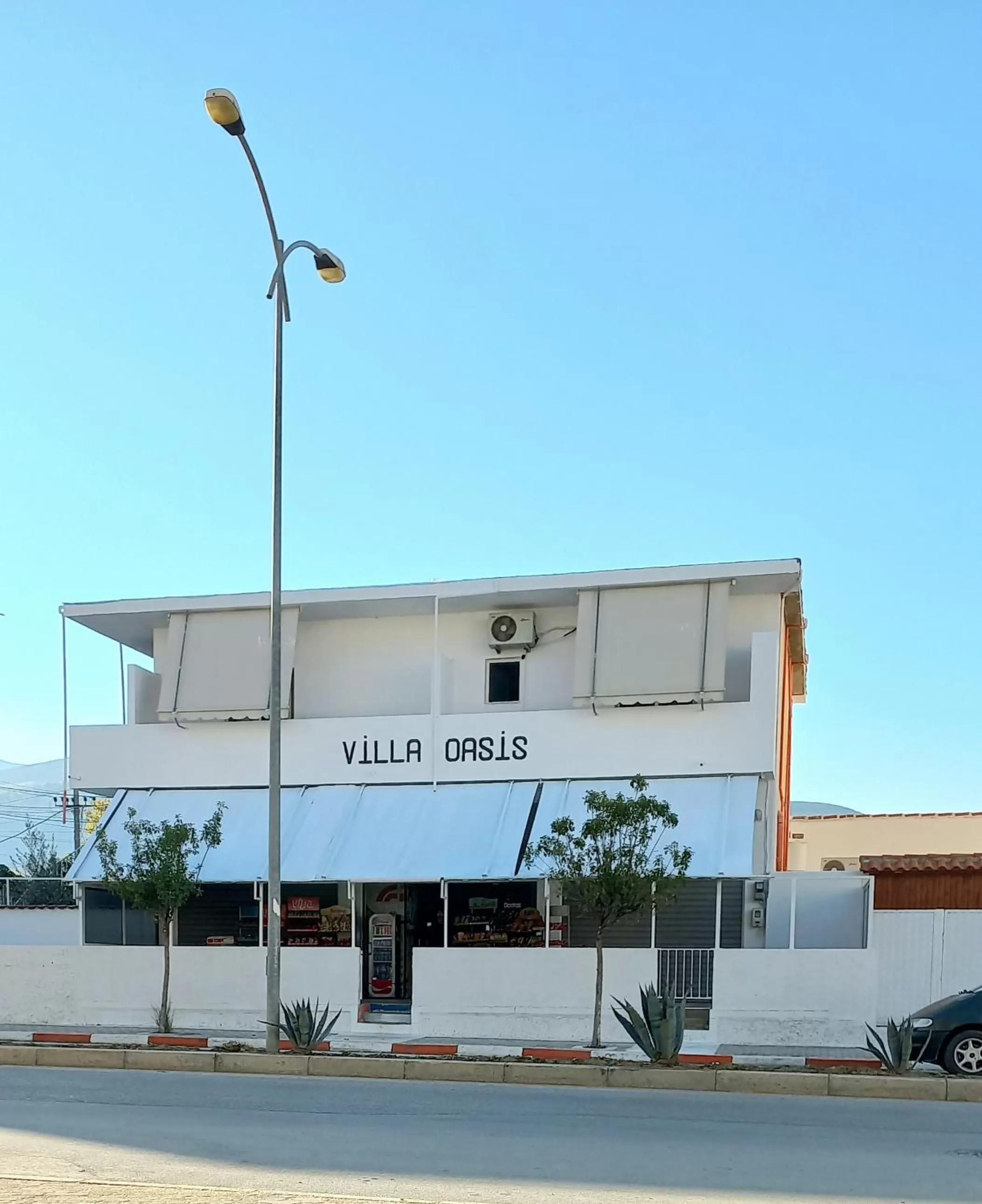Property Building in Villa Oasis