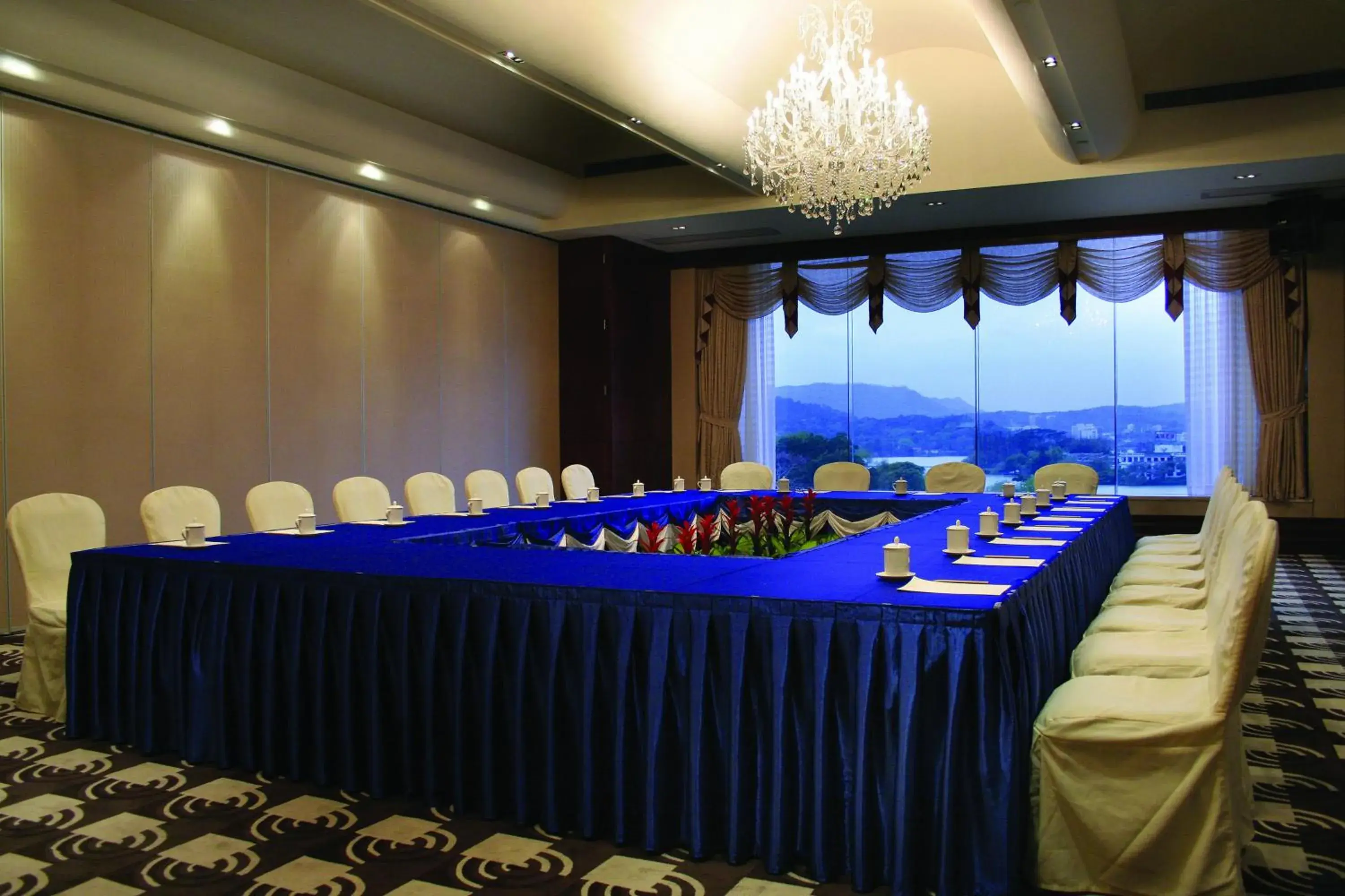 Business facilities in Huizhou Kande International Hotel