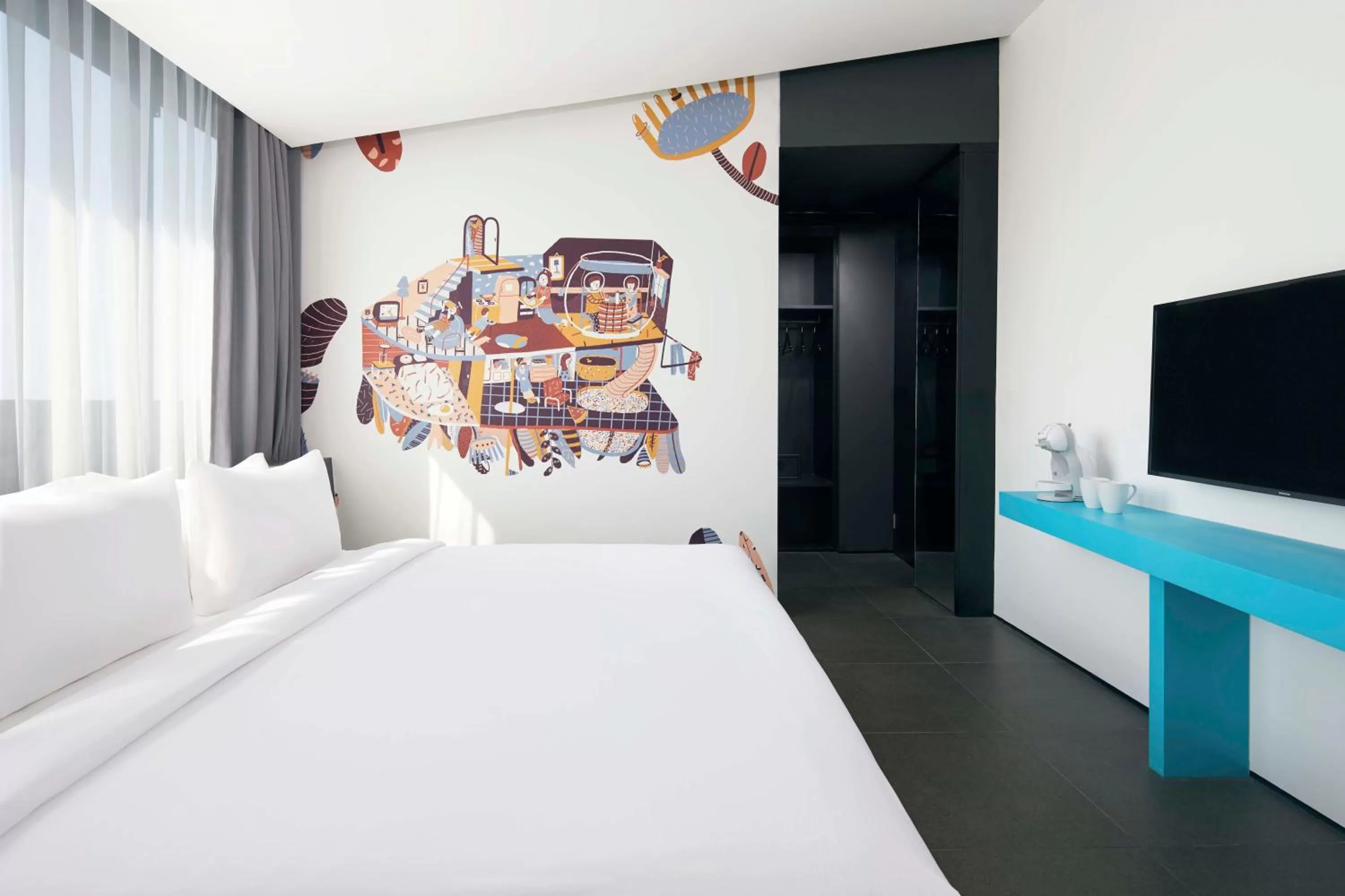 Bedroom, Bed in ARTOTEL Gajahmada Semarang