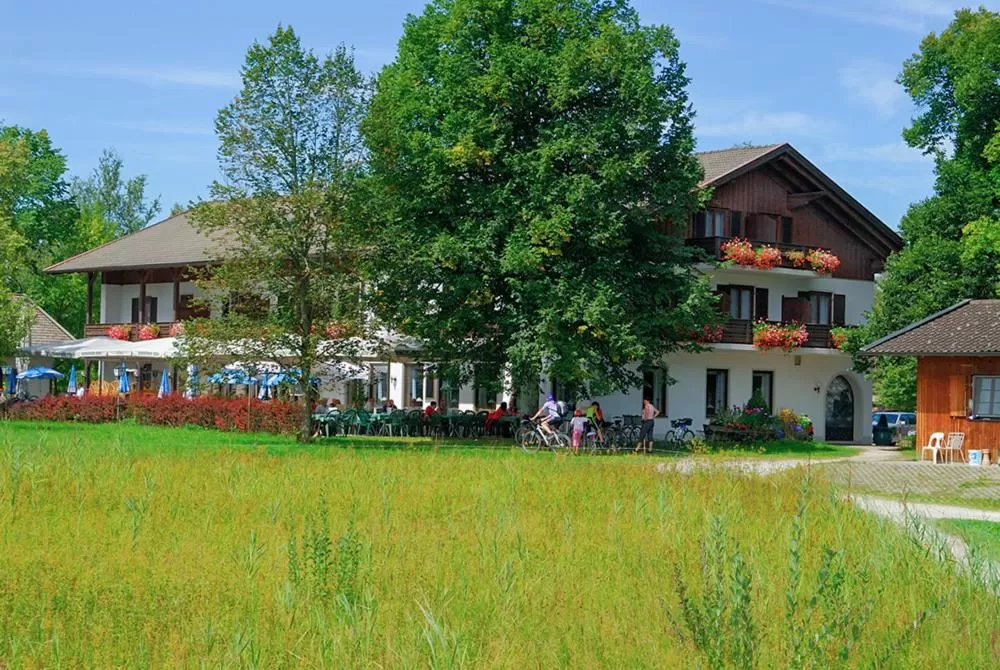 Property building in Zum Fischer am See ***S