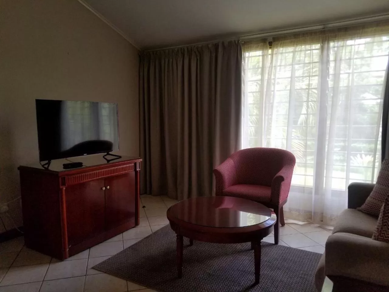 Living room in Ufulu Gardens Hotel