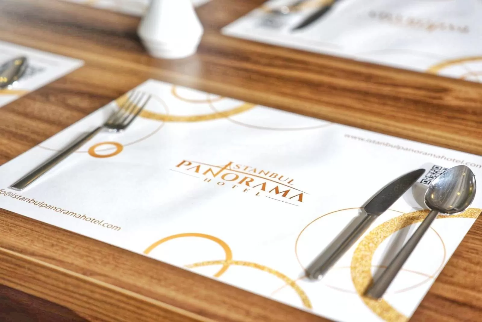 Dining area in Istanbul Panorama Hotel