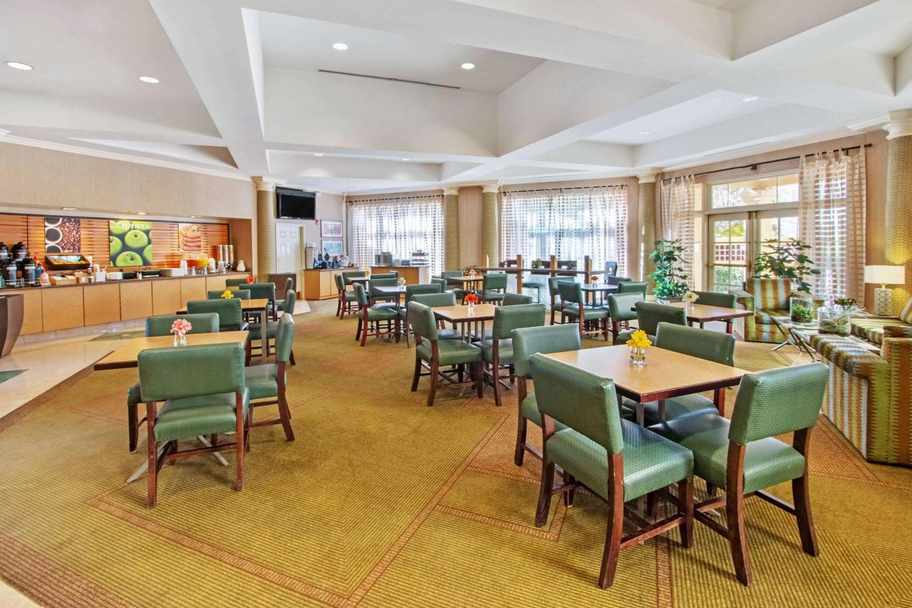 Restaurant/places to eat in La Quinta by Wyndham Albuquerque West
