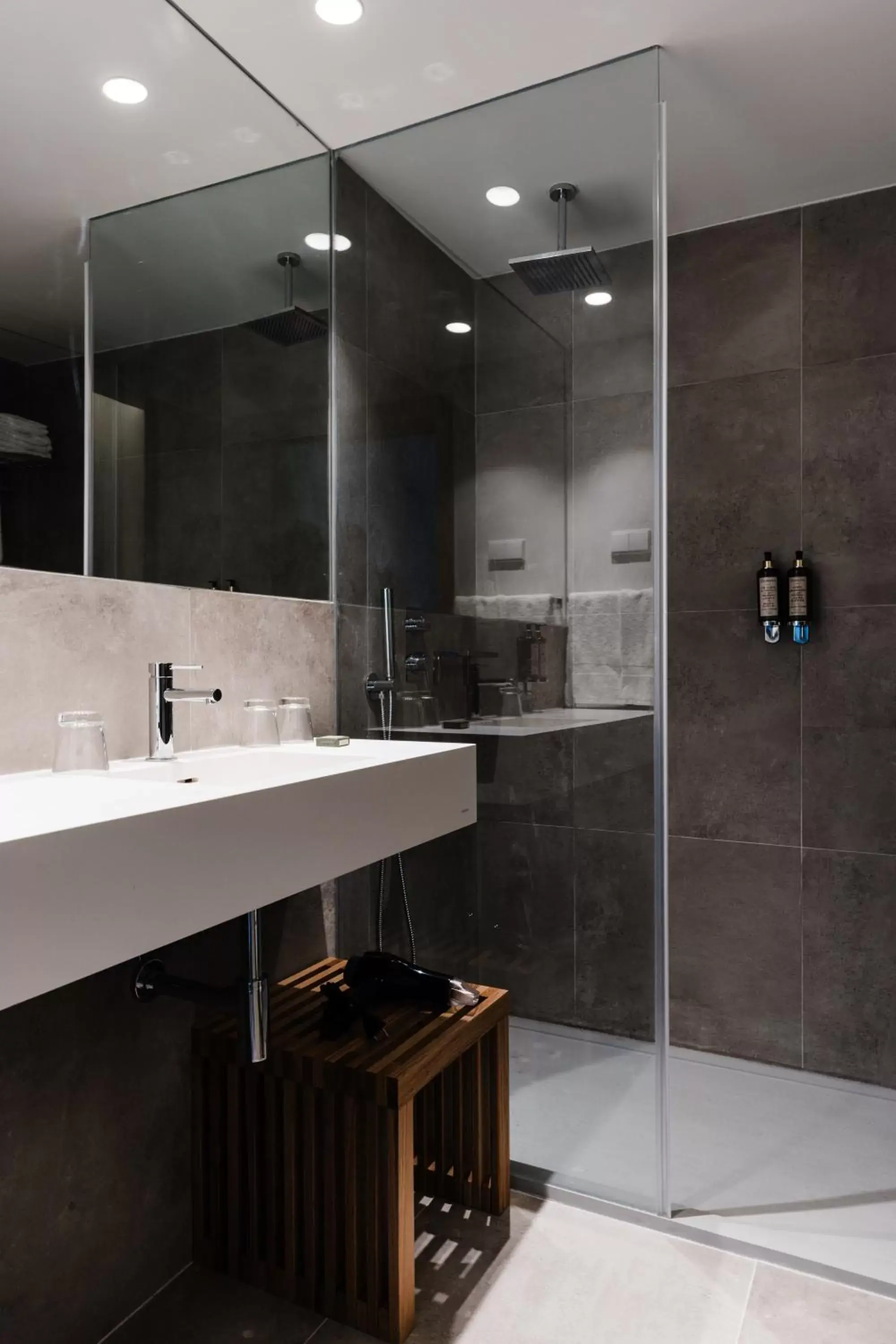 Bathroom in Memmo Baleeira - Design Hotels Bathroom in Memmo Baleeira - Design Hotels