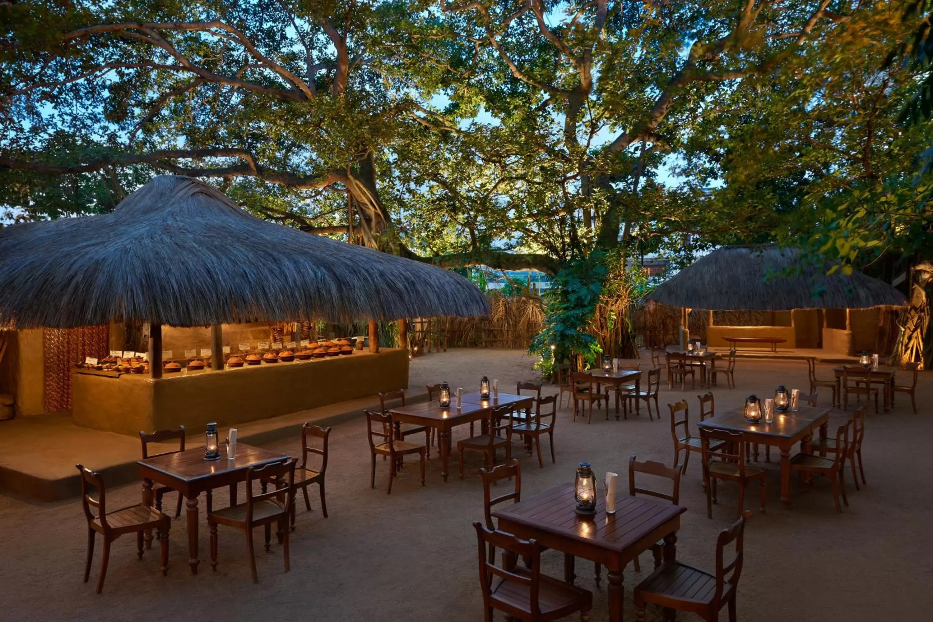 Restaurant/places to eat in Cinnamon Grand Colombo Restaurant/places to eat in Cinnamon Grand Colombo