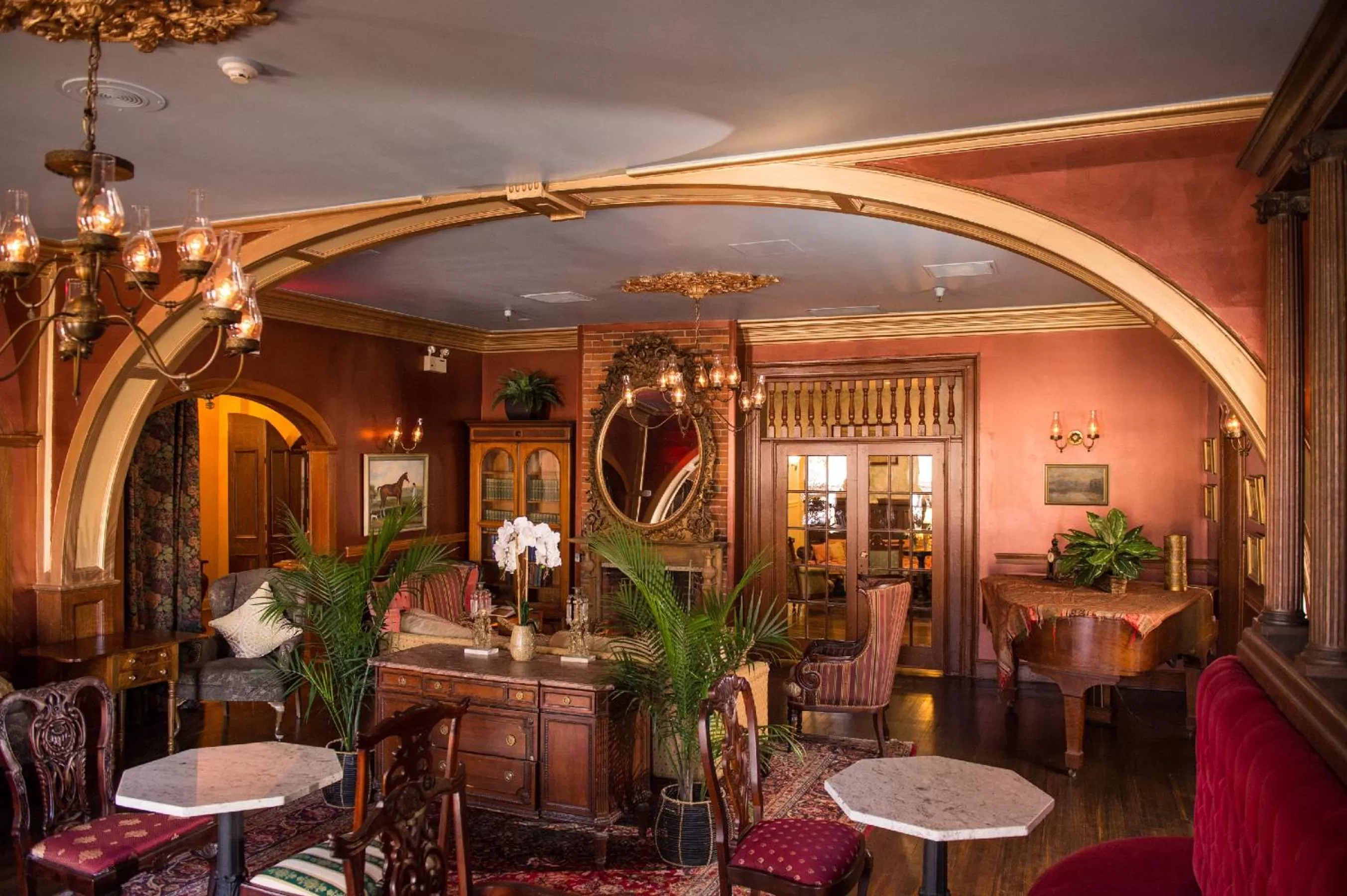 Restaurant/places to eat in The Inn at Saratoga