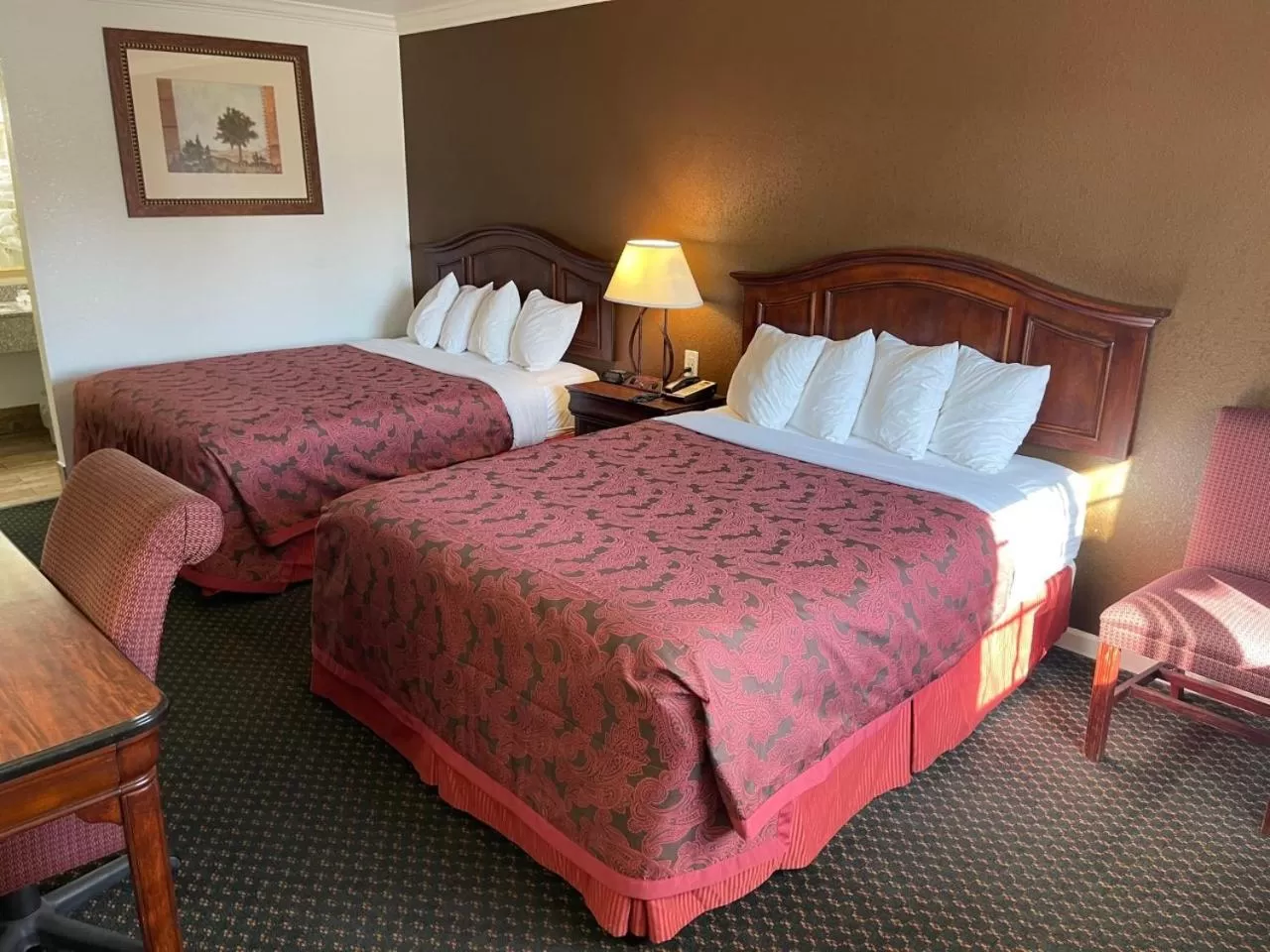 Bed in 1st Interstate Inn