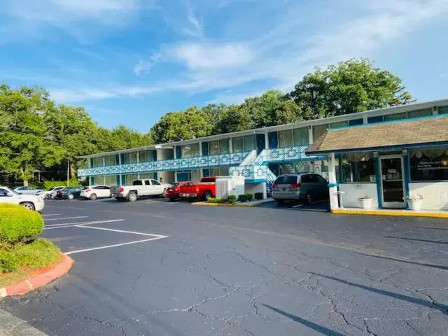 Property Building in American Inn