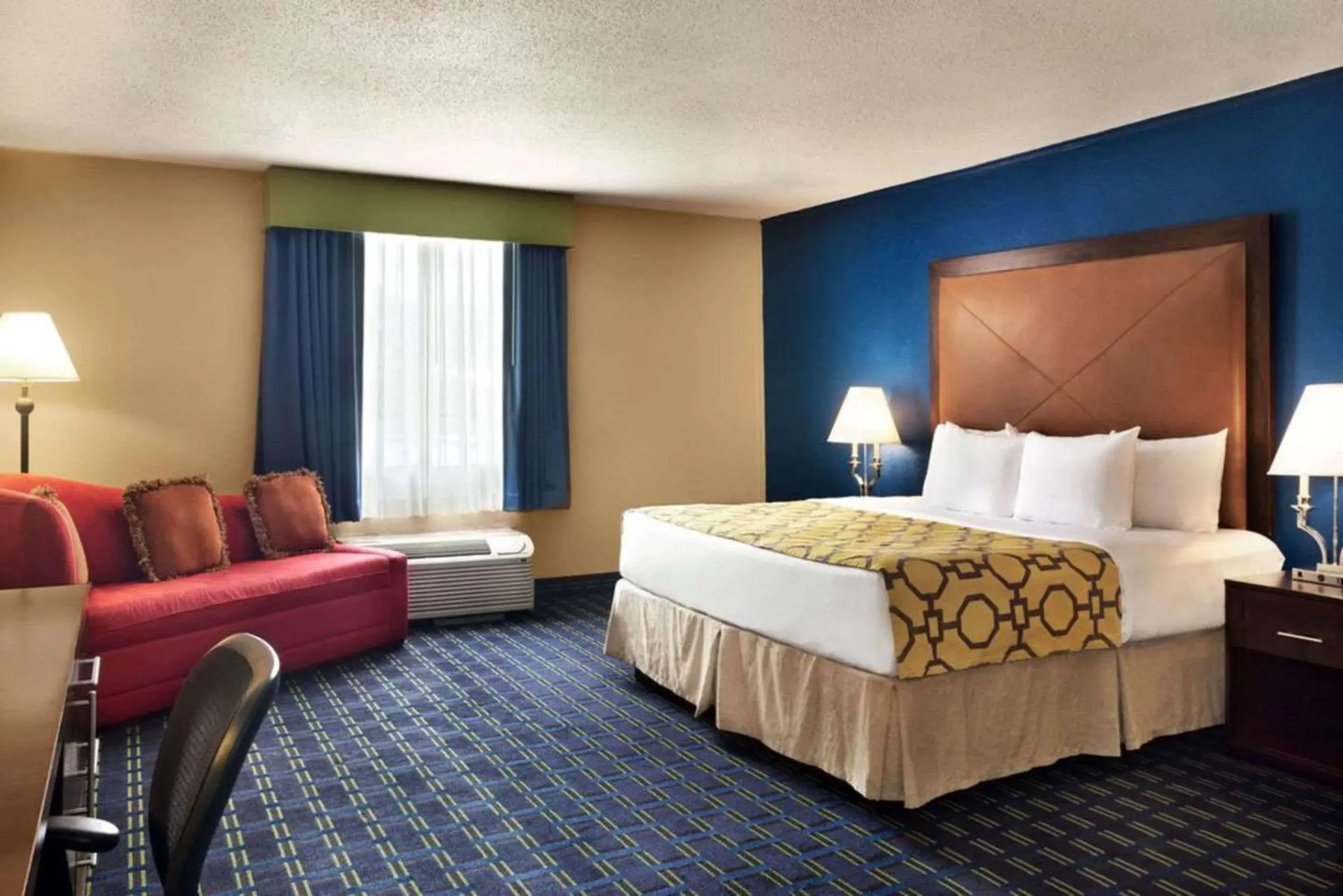 Bedroom in Express Inn and Suites