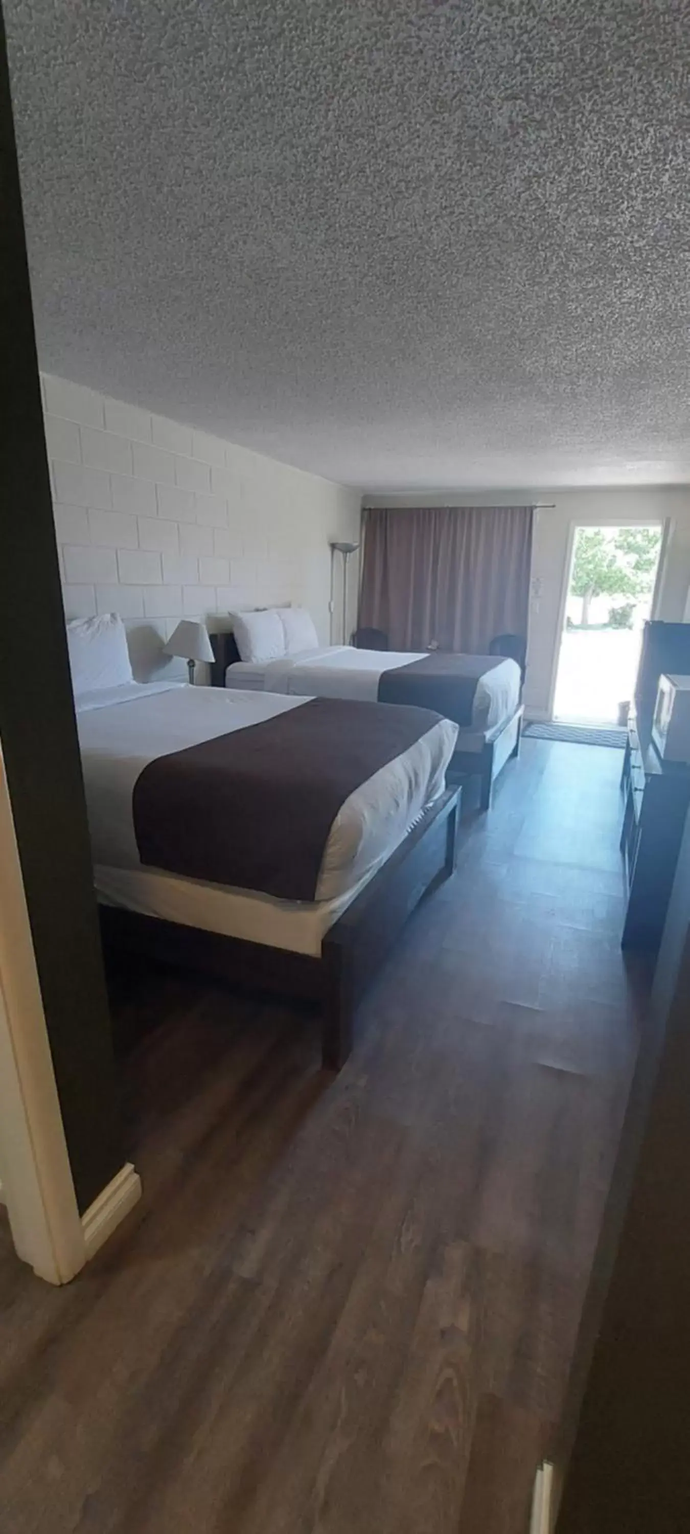 Queen Room with Two Queen Beds in Paddock Inn