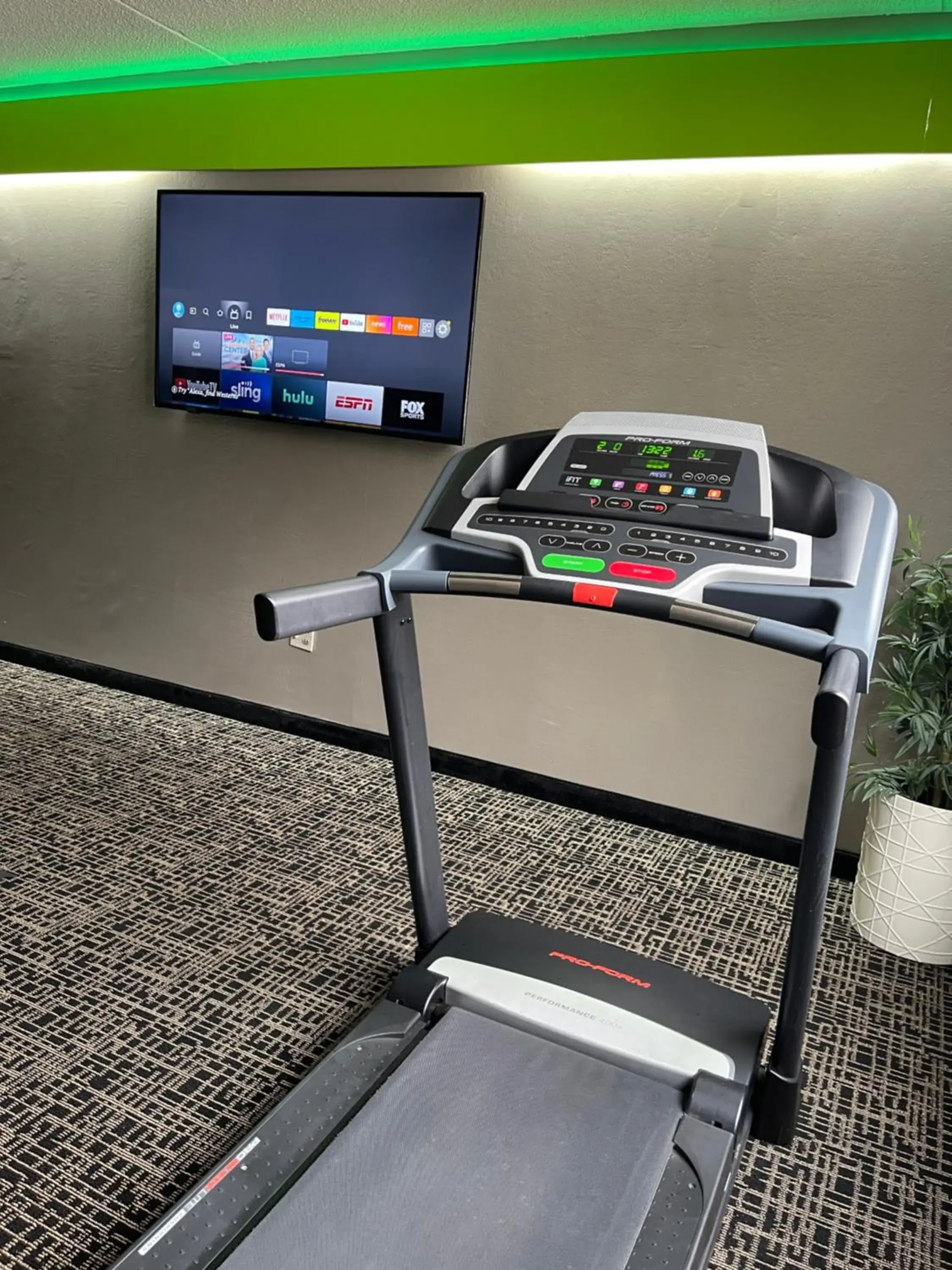 Fitness Center/Facilities in Wingate by Wyndham Lake George