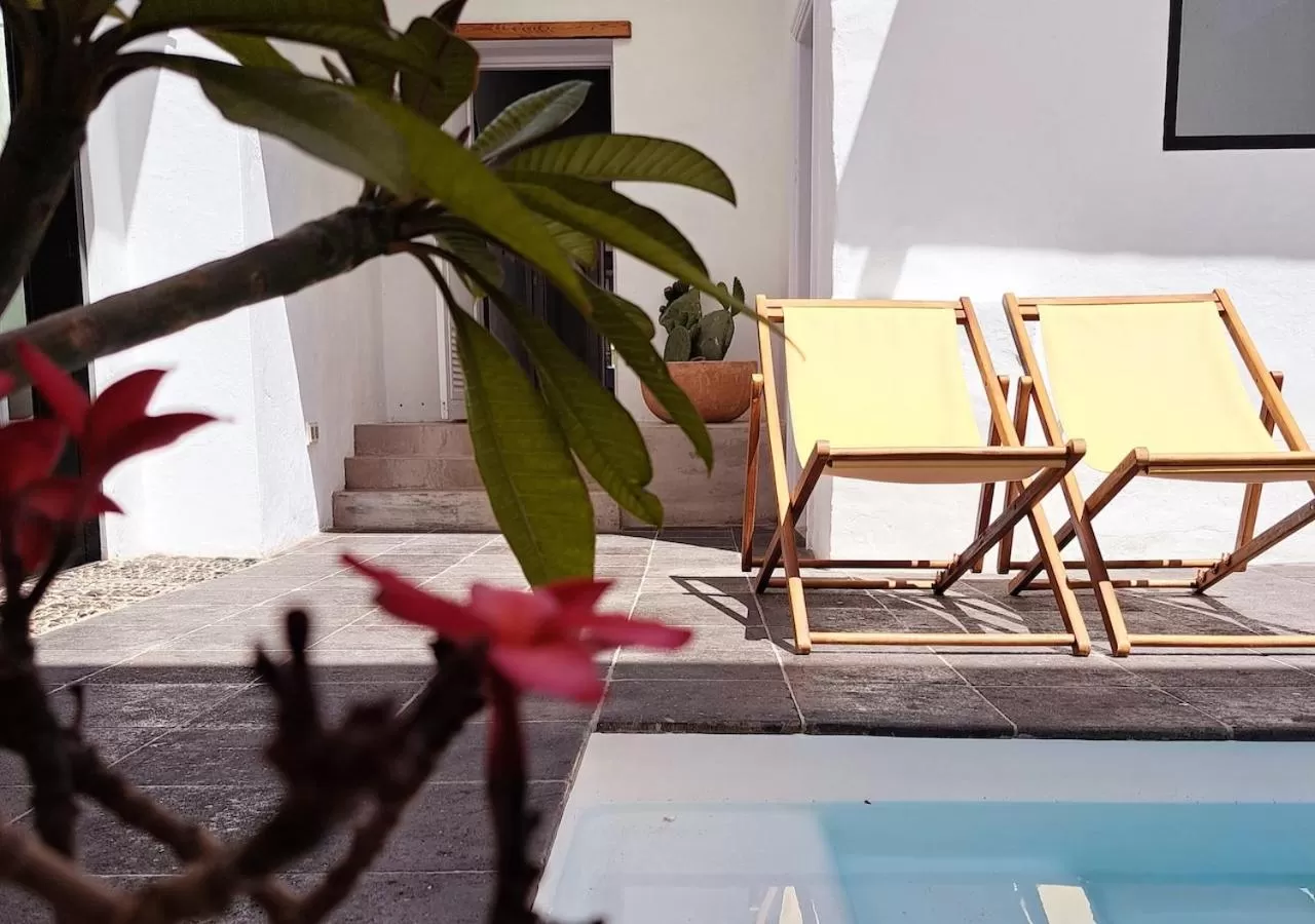 Patio, Swimming Pool in Casa de las Flores - Hotel Boutique Lanzarote