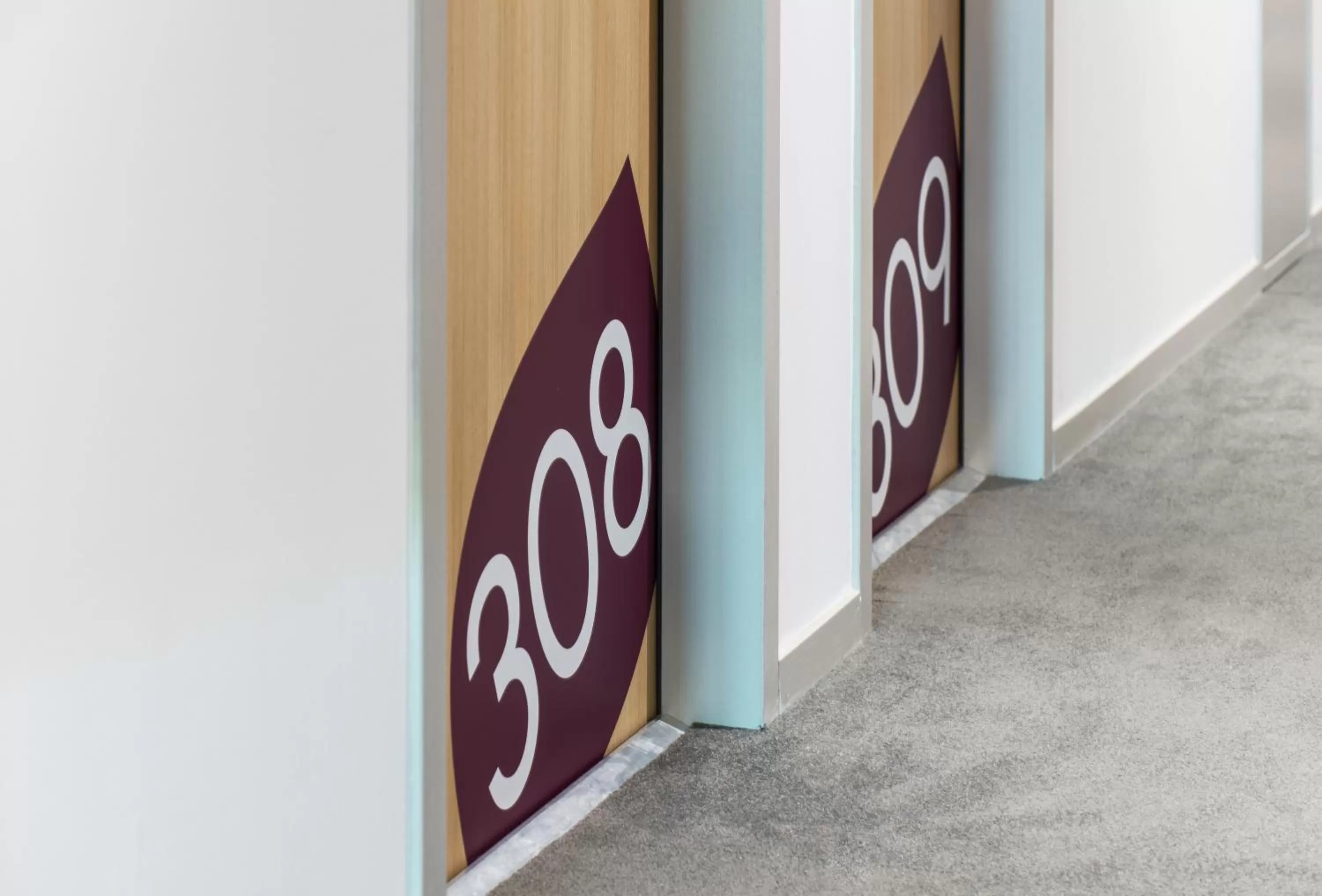 Decorative detail in B&B HOTEL Saint-Nazaire Pornichet