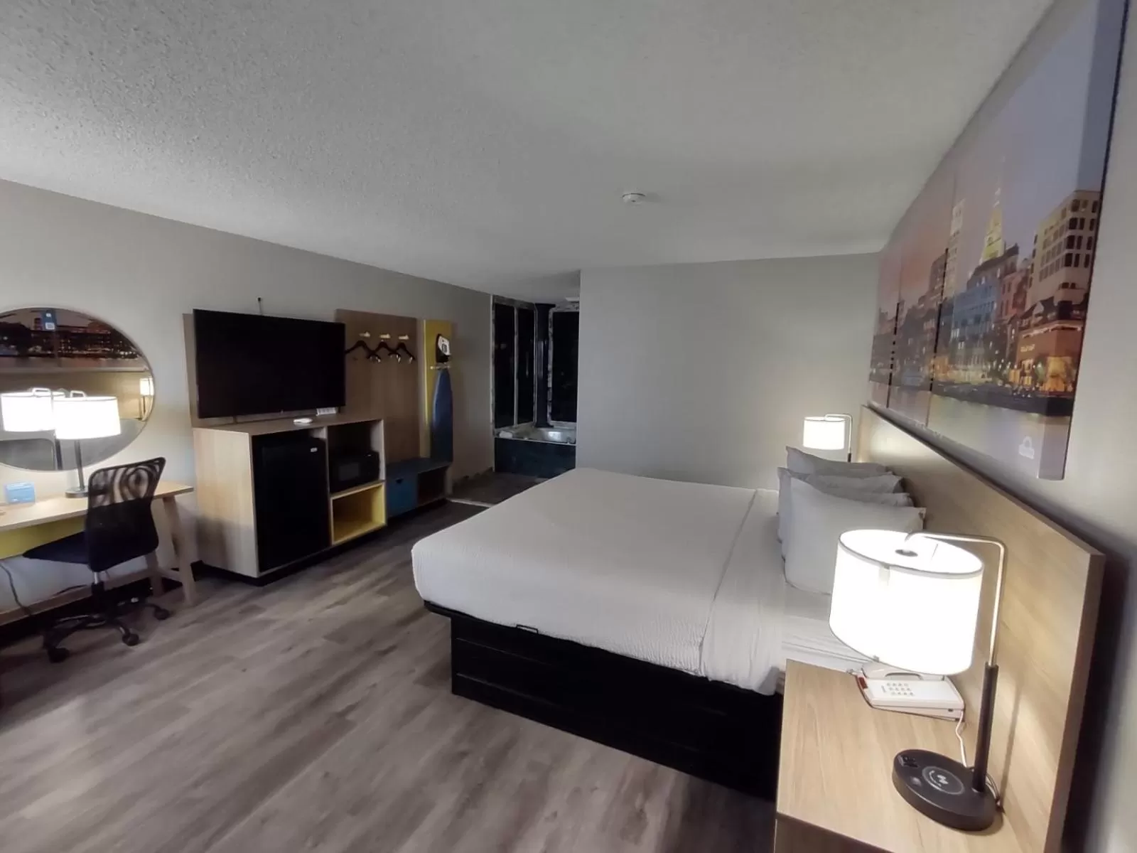 King Suite - Non-Smoking in Days Inn by Wyndham Lonoke