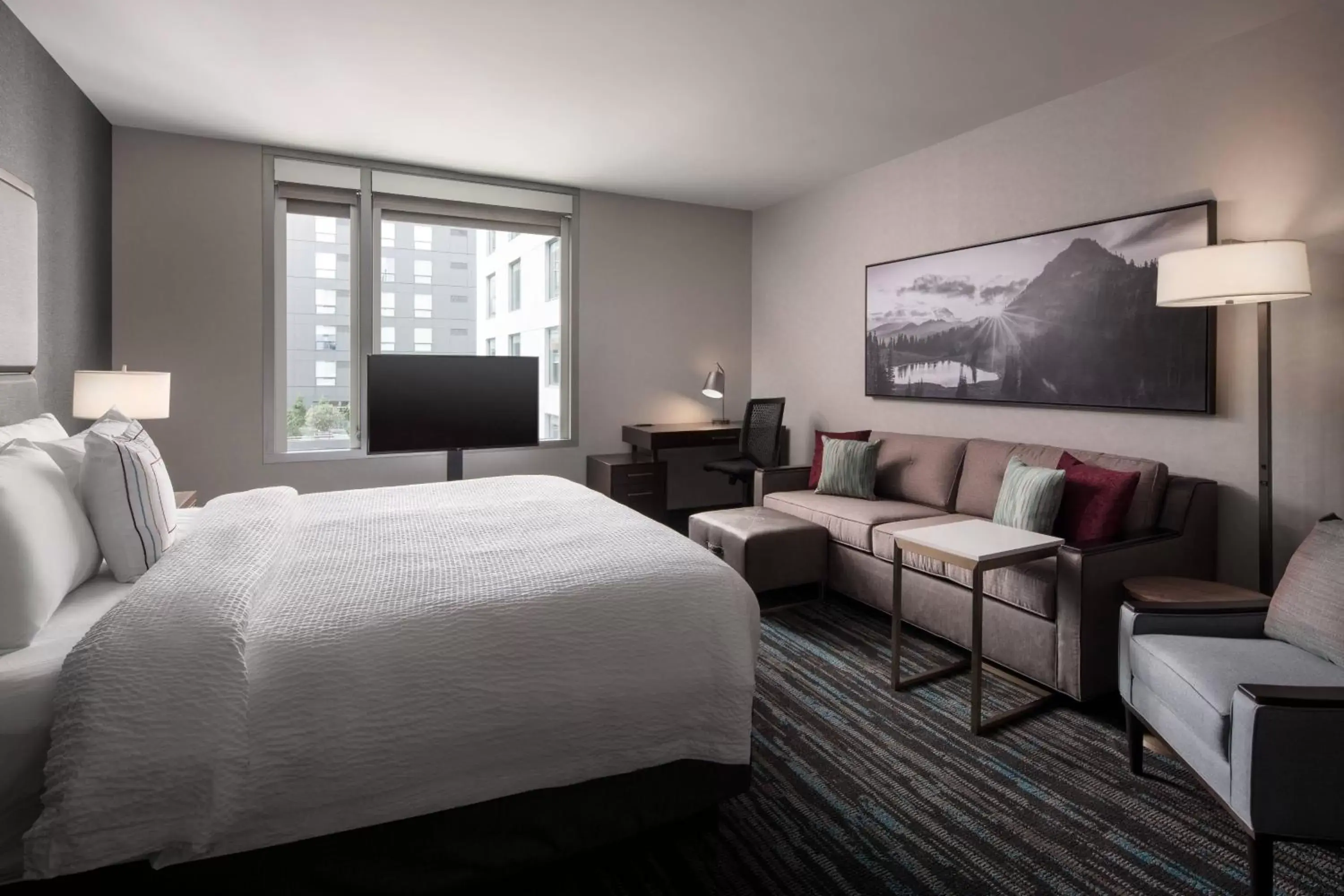 Bedroom, Seating Area in Residence Inn by Marriott Seattle Downtown Convention Center