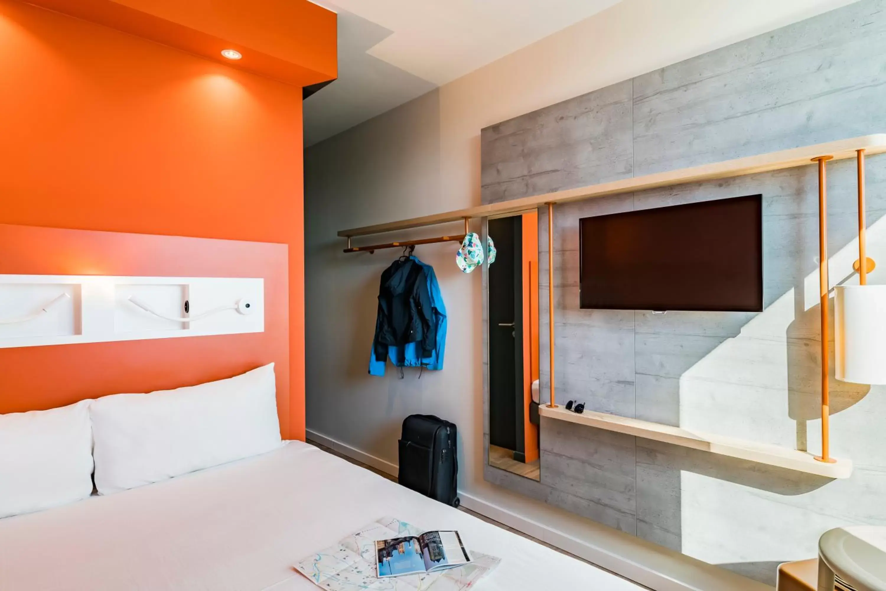 Bedroom, Bed in ibis budget Gent Centrum Dampoort Bedroom, Bed in ibis budget Gent Centrum Dampoort