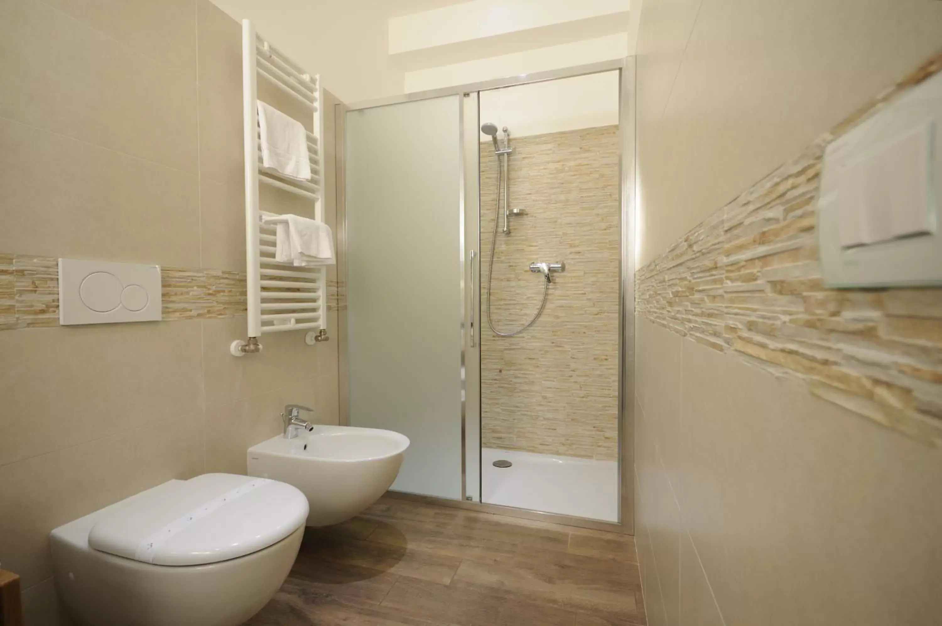 Shower, Bathroom in Locanda Dogana