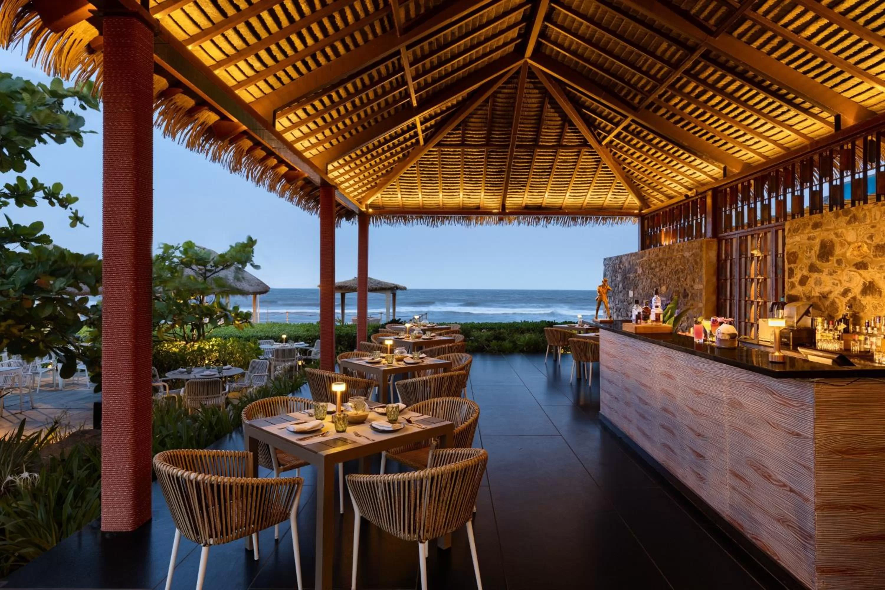 Restaurant/places to eat in Sheraton Grand Chennai Resort & Spa