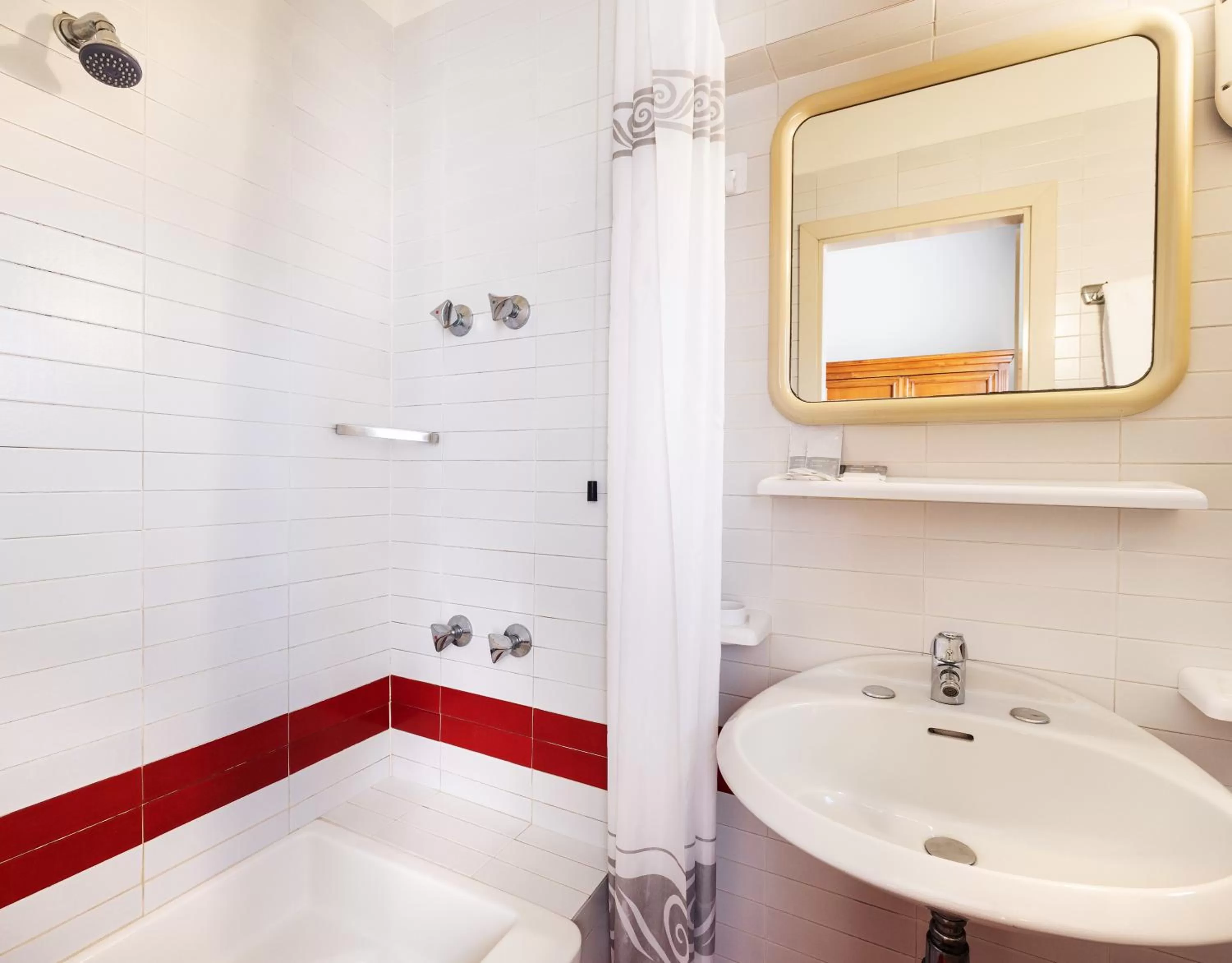 Shower in Hotel Palace Bologna Centro