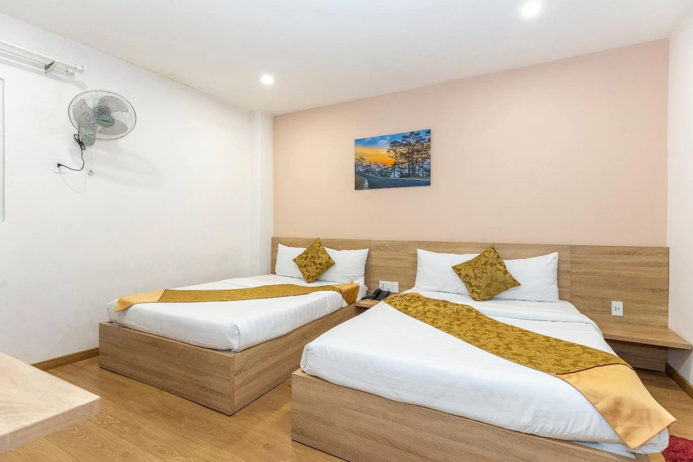 Bed in Centro Hotel Da Lat