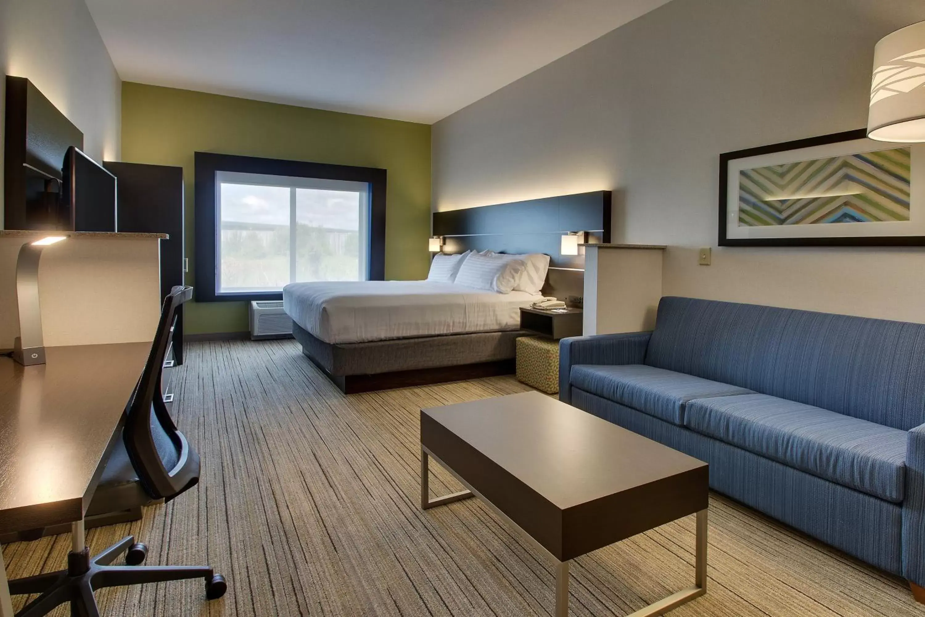 Photo of the whole room in Holiday Inn Express Hotel & Suites Morris, an IHG Hotel