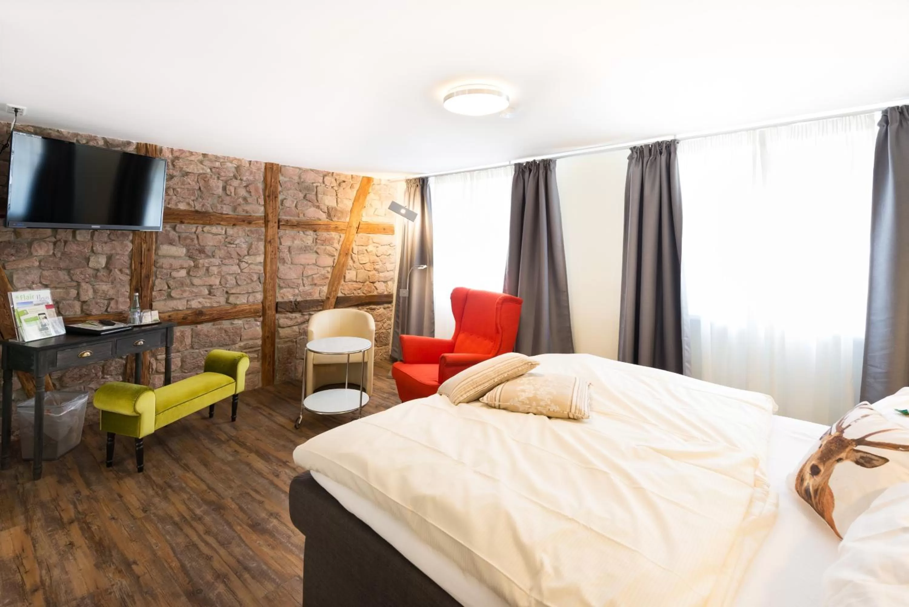 Photo of the whole room, Bed in Flair Hotel Hopfengarten