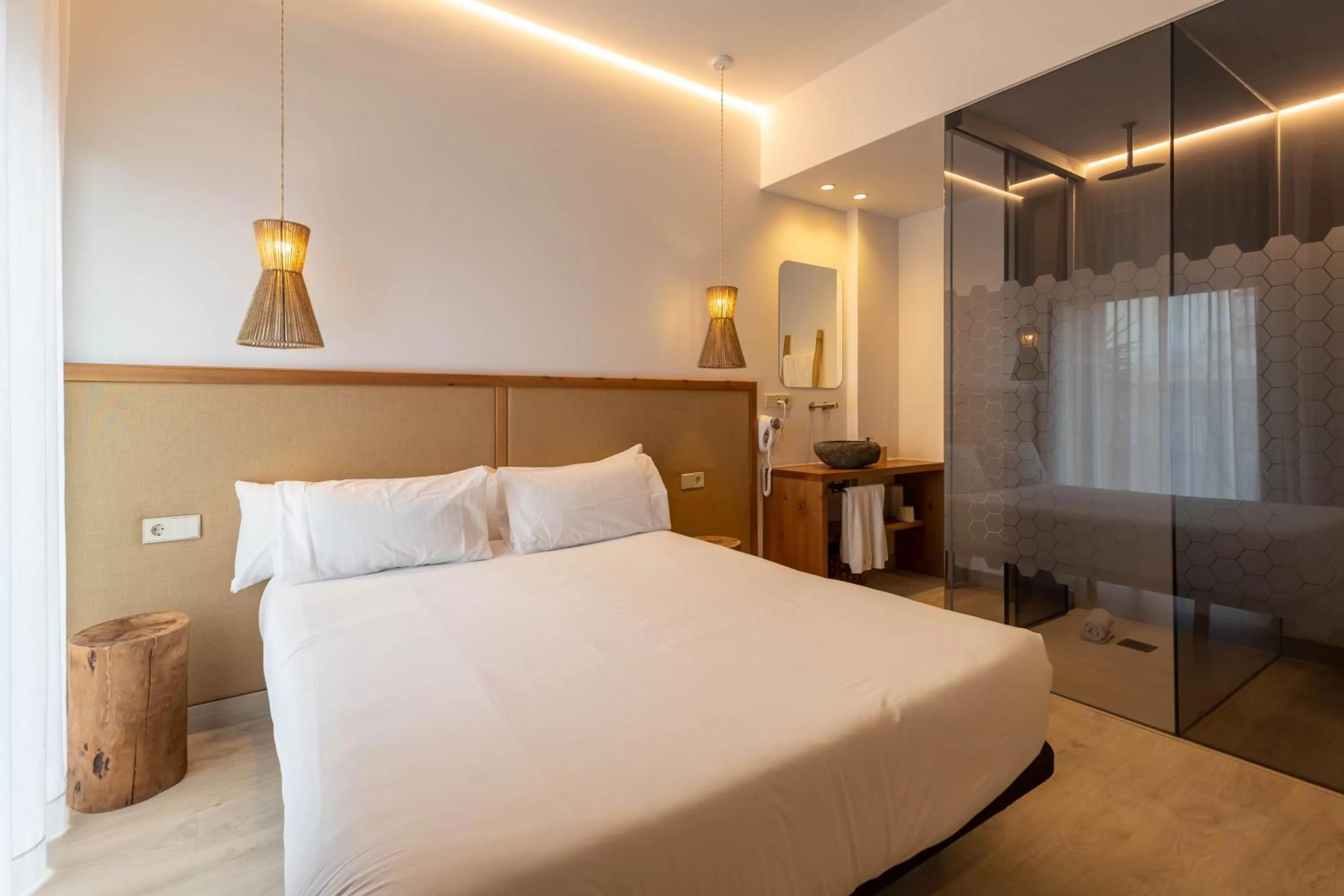 Bed in Play Hotel Ibiza - Adults Only