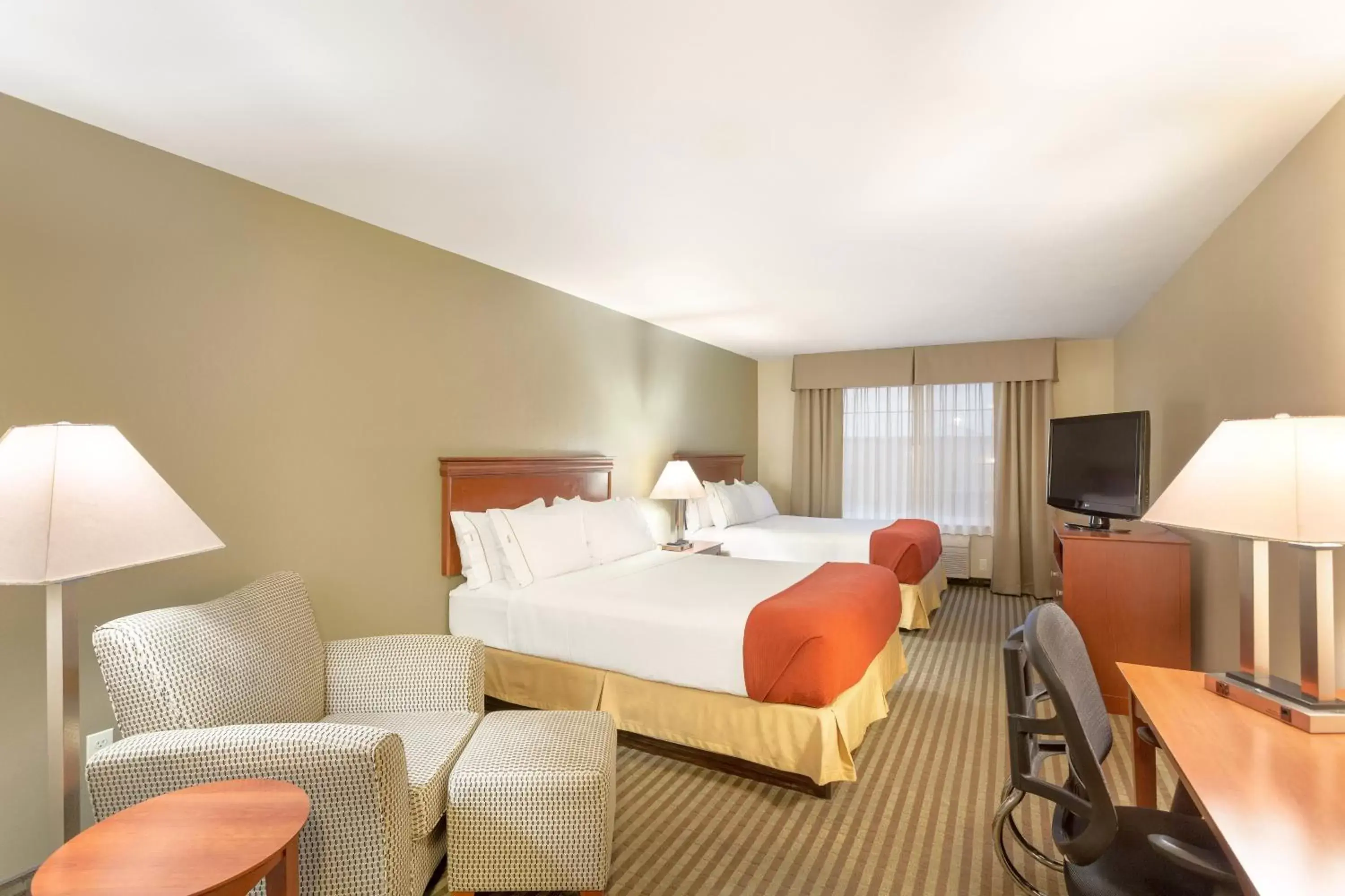 Photo of the whole room in Holiday Inn Express Walla Walla, an IHG Hotel