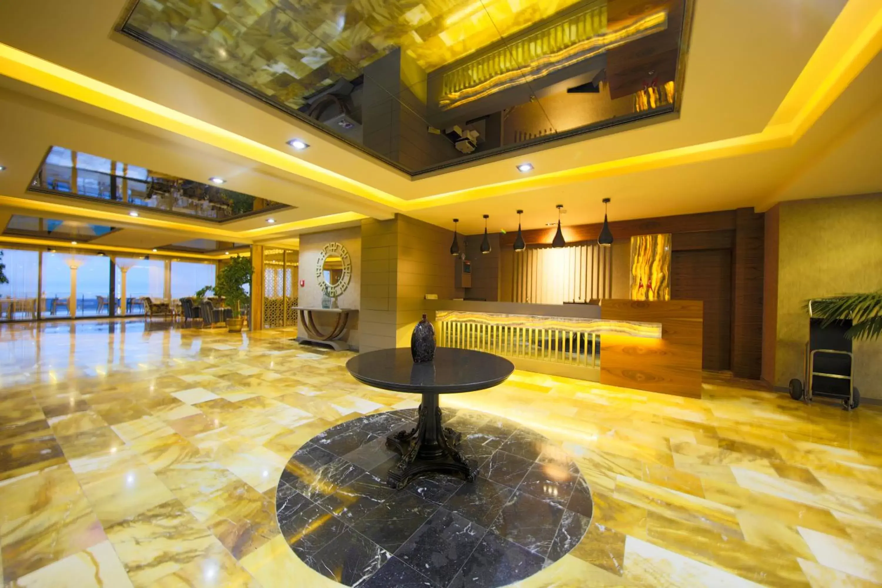 Facade/entrance, Lobby/Reception in Hierapark Thermal & SPA Hotel