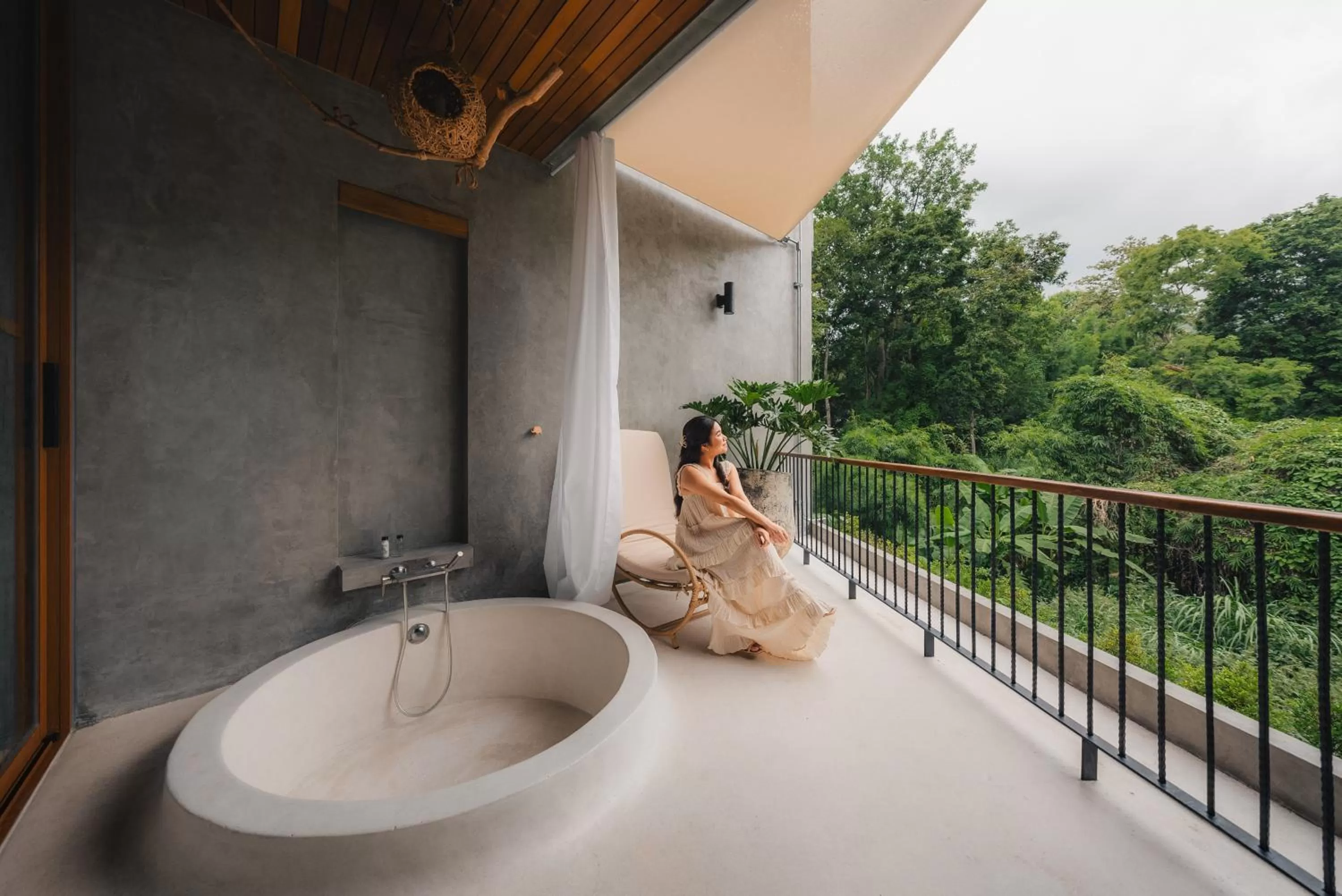 Bath in Proud Phu Fah Muang Chiang Mai