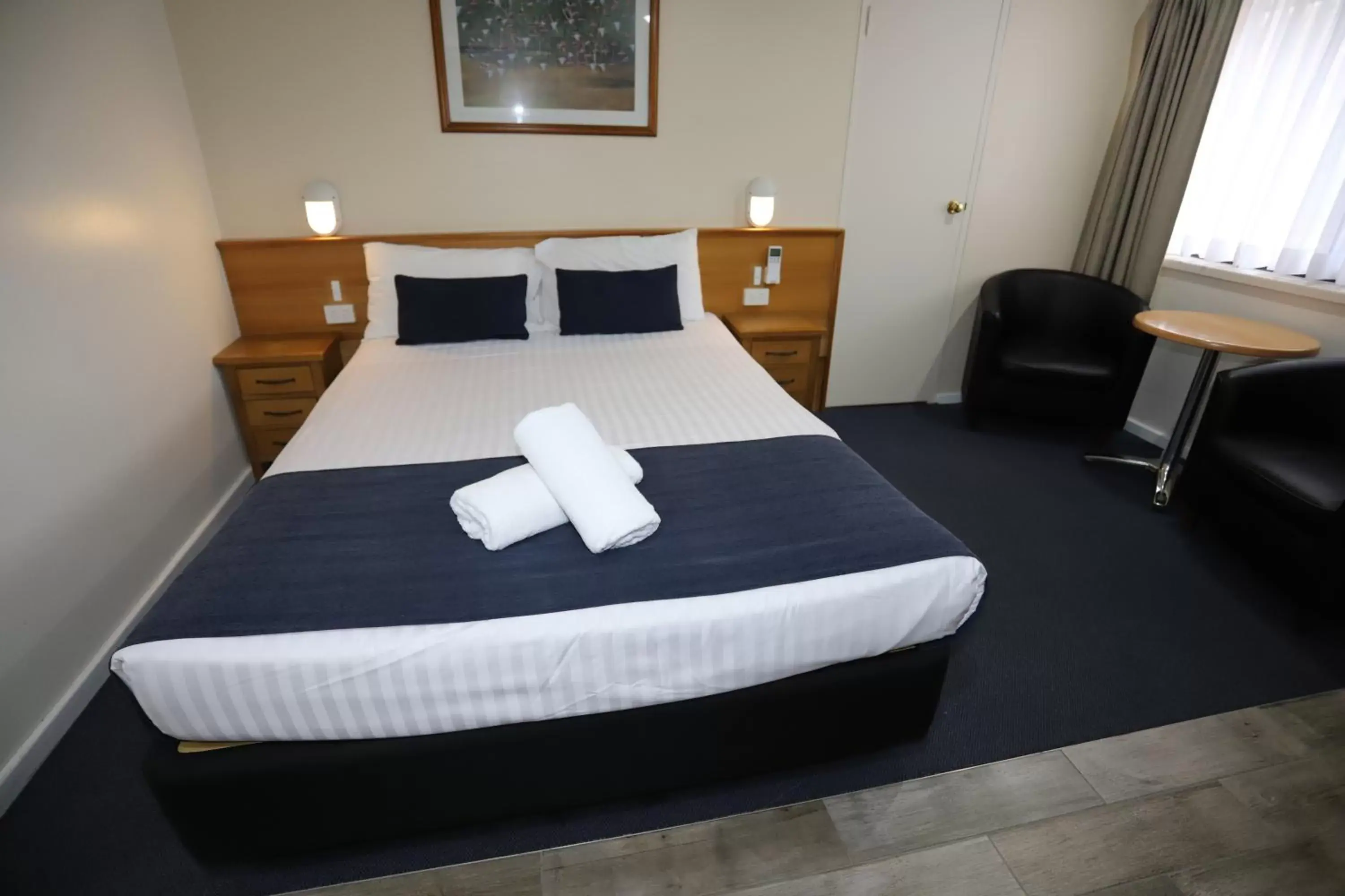 Bed in Reign Inn Newcastle