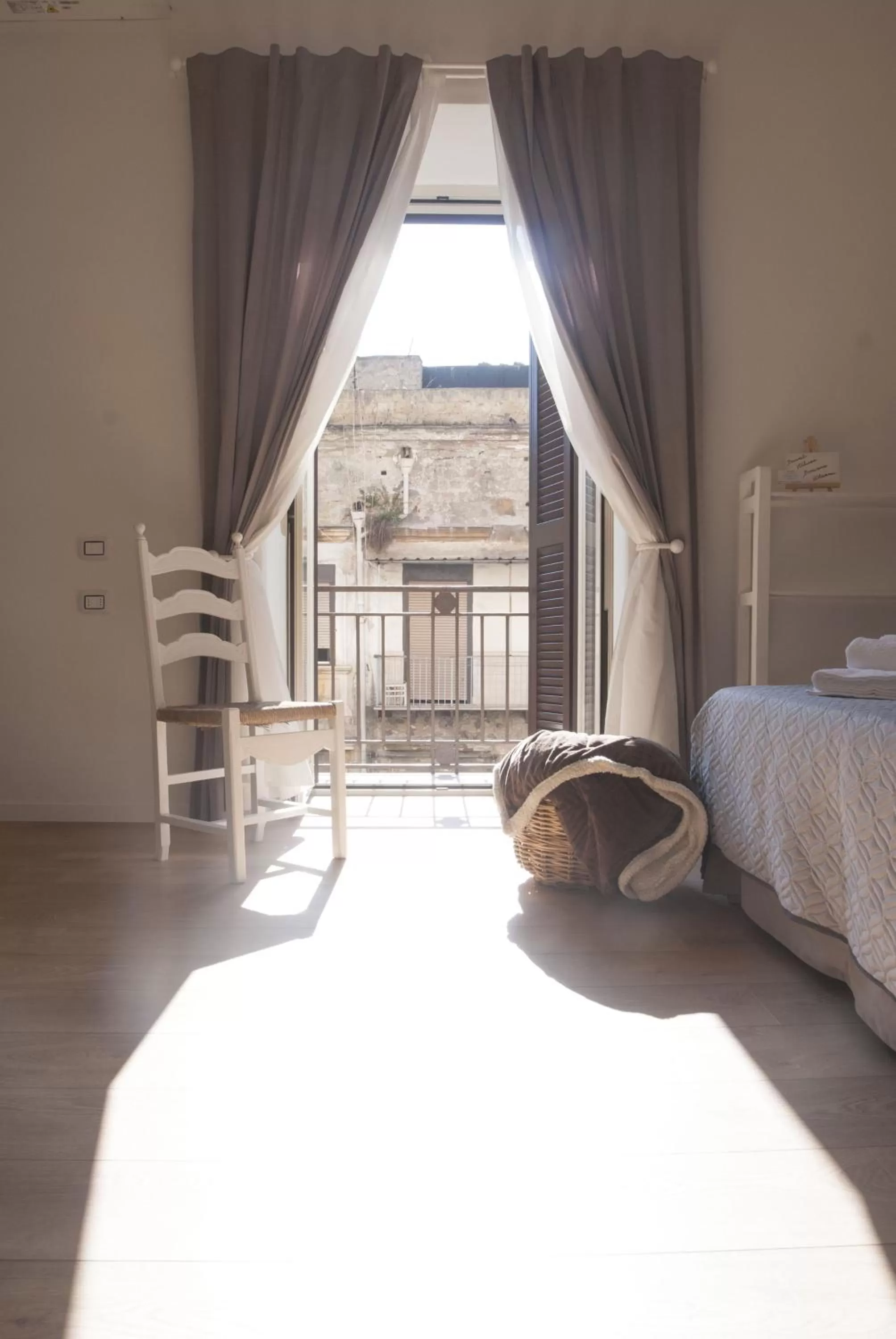 Photo of the whole room in Quartino Napoletano