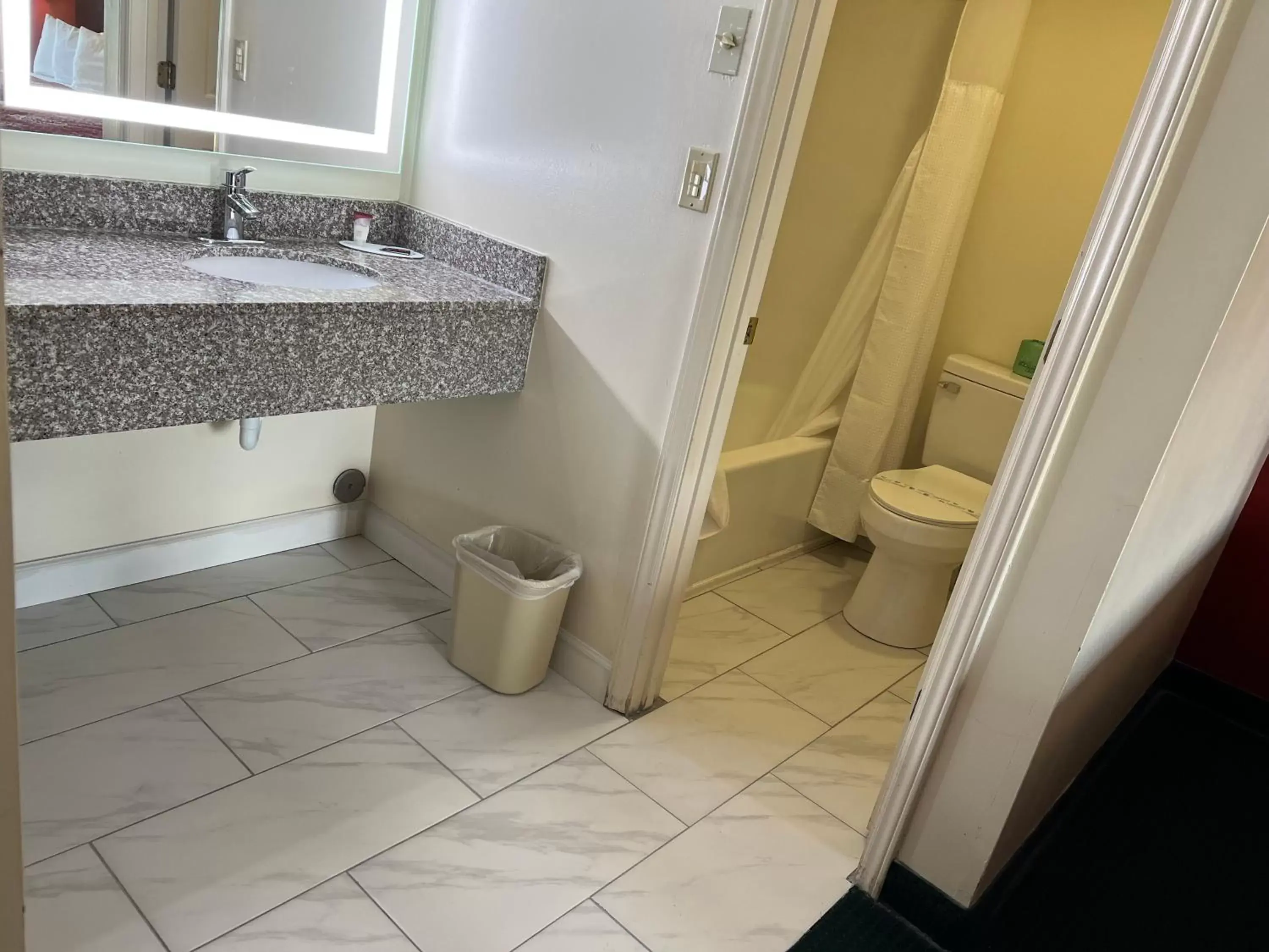 Bathroom in Surry Inn - Dobson