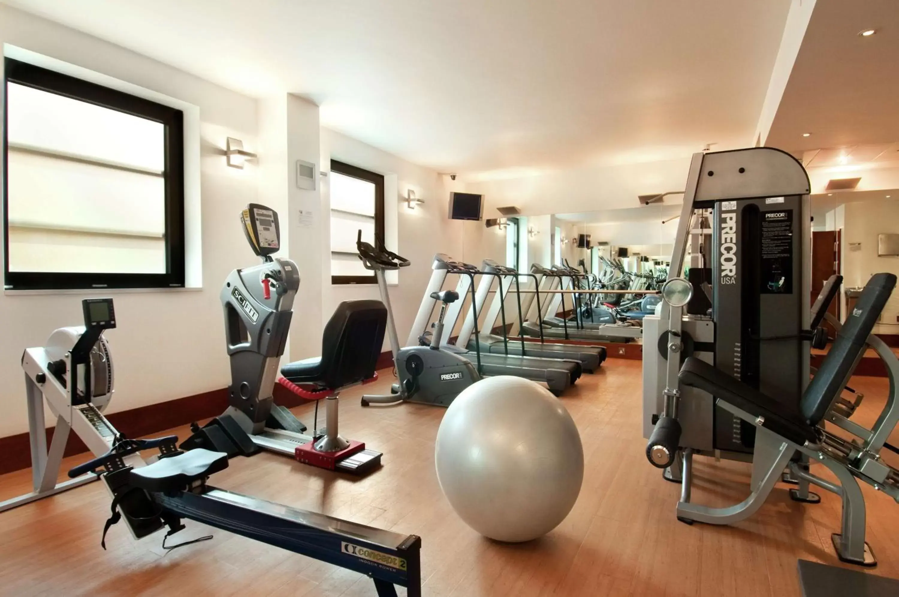 Fitness centre/facilities, Fitness Center/Facilities in Hilton London Tower Bridge