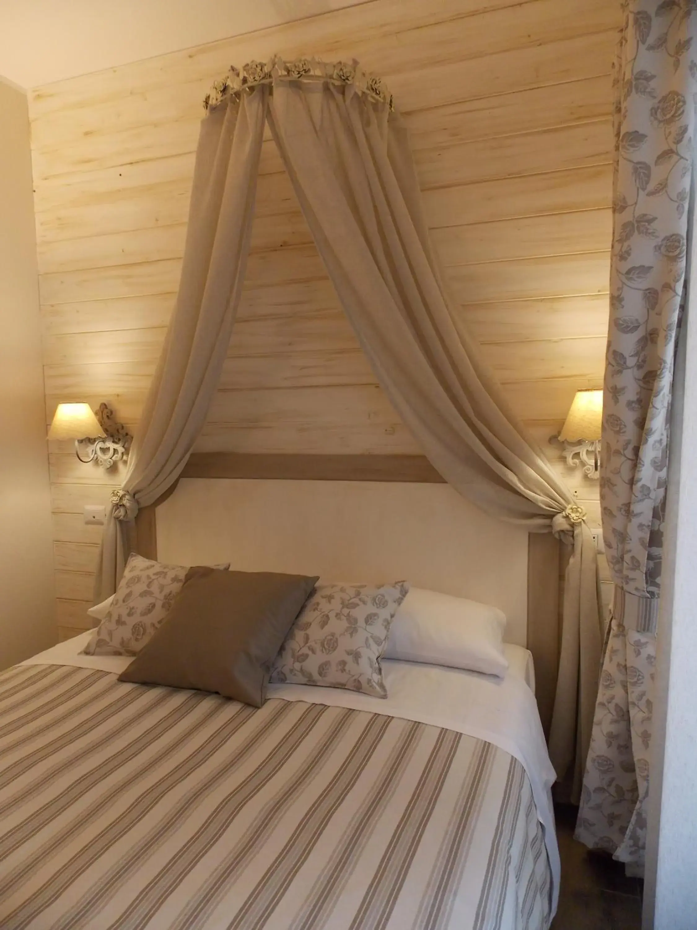 Bedroom, Bed in Casa Tua Vaticano Guest House