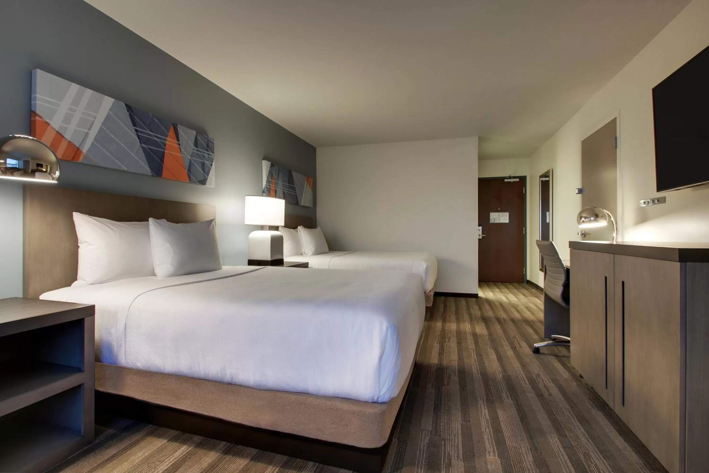 One-Bedroom Suite with Two Queen Beds and Sofa Bed in Hyatt House Oak Brook