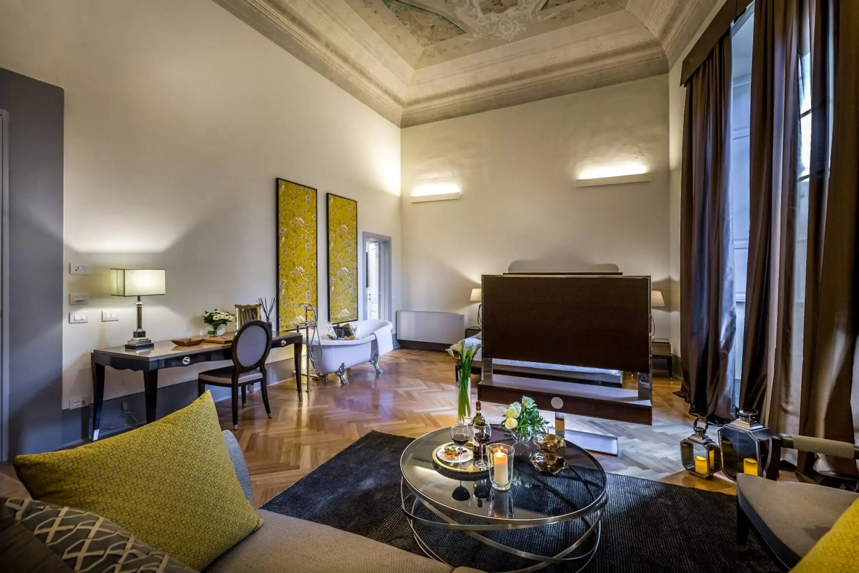 Living room, TV/Entertainment Center in Palazzo Ridolfi - Residenza d'Epoca