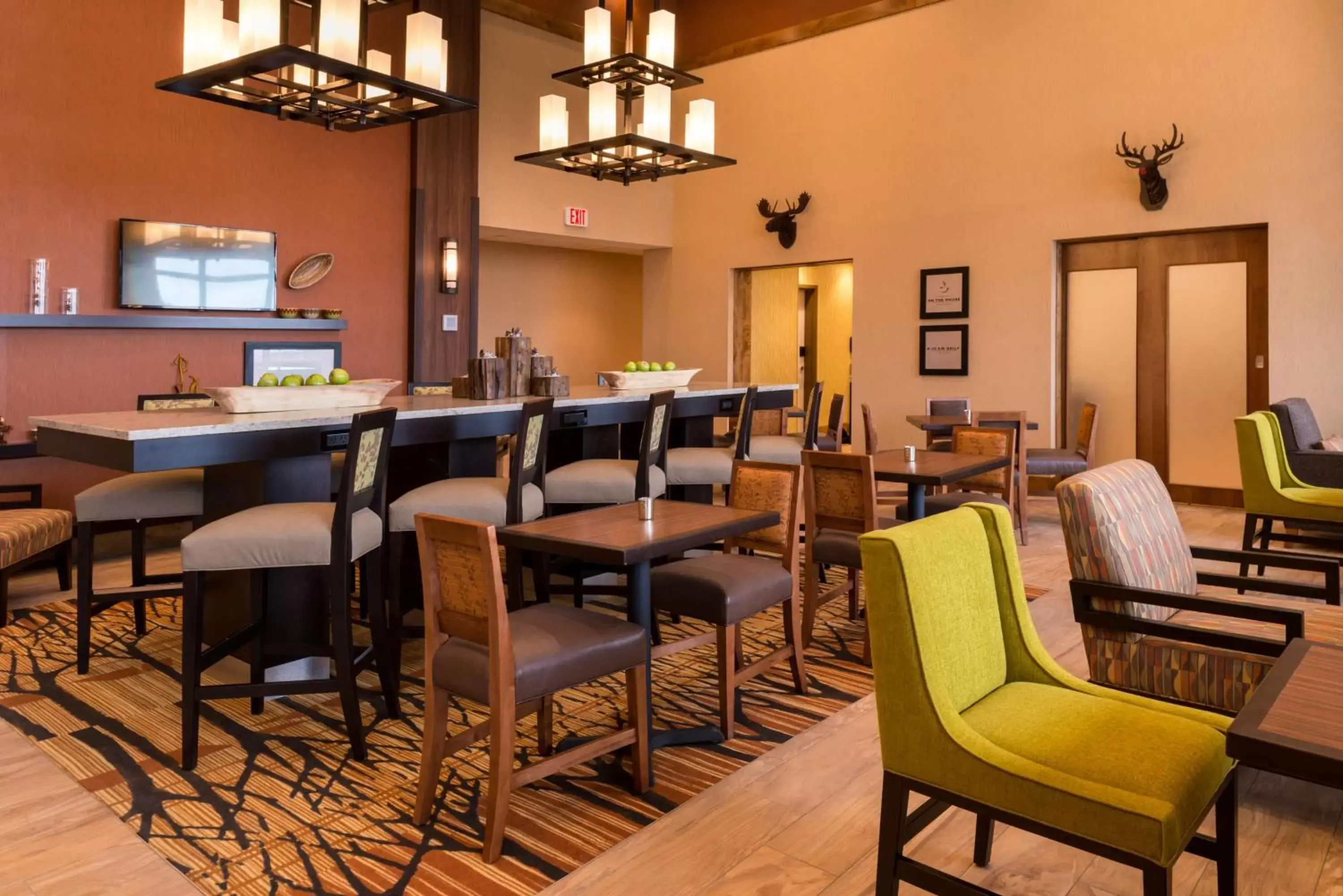 Dining area, Restaurant/Places to Eat in Hampton Inn & Suites Silverthorne