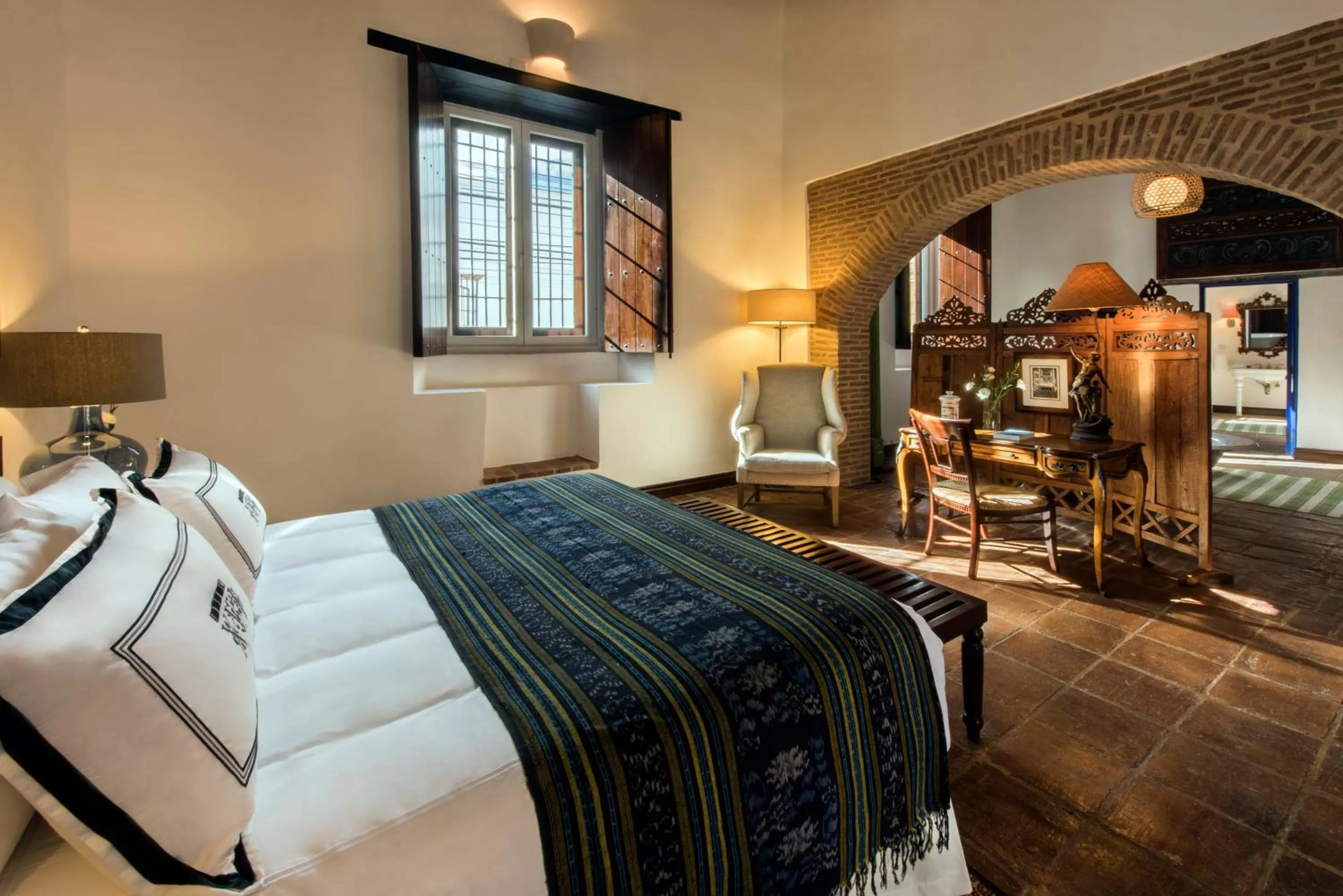 Bedroom, Bed in Casas del XVI