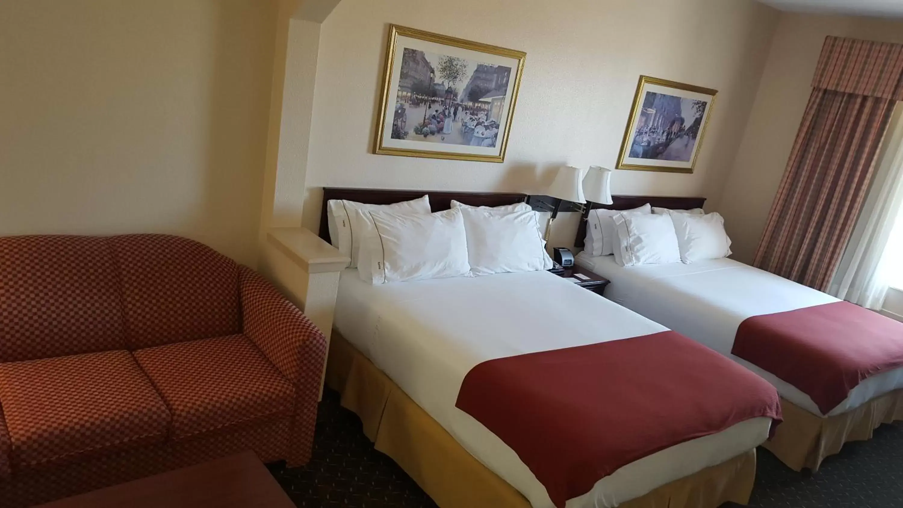 Photo of the whole room, Bed in Country Inn & Suites by Radisson, Fort Worth West l-30 NAS JRB